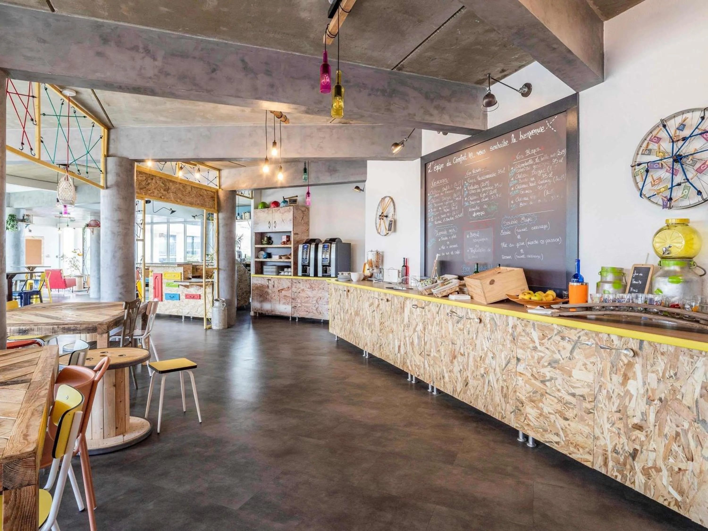 Breakfast in greet Hotel Bordeaux Aeroport