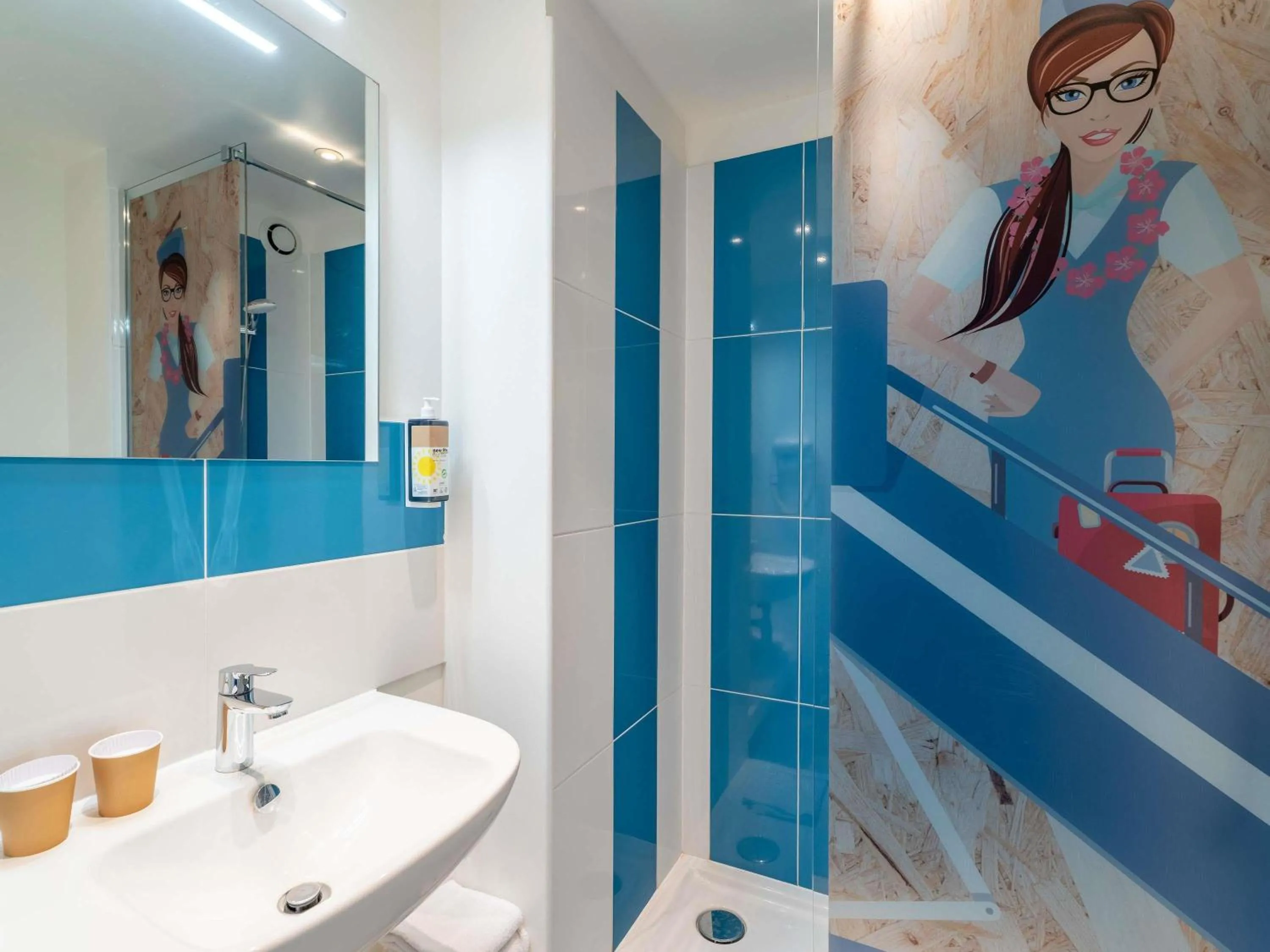 Bedroom in greet Hotel Bordeaux Aeroport