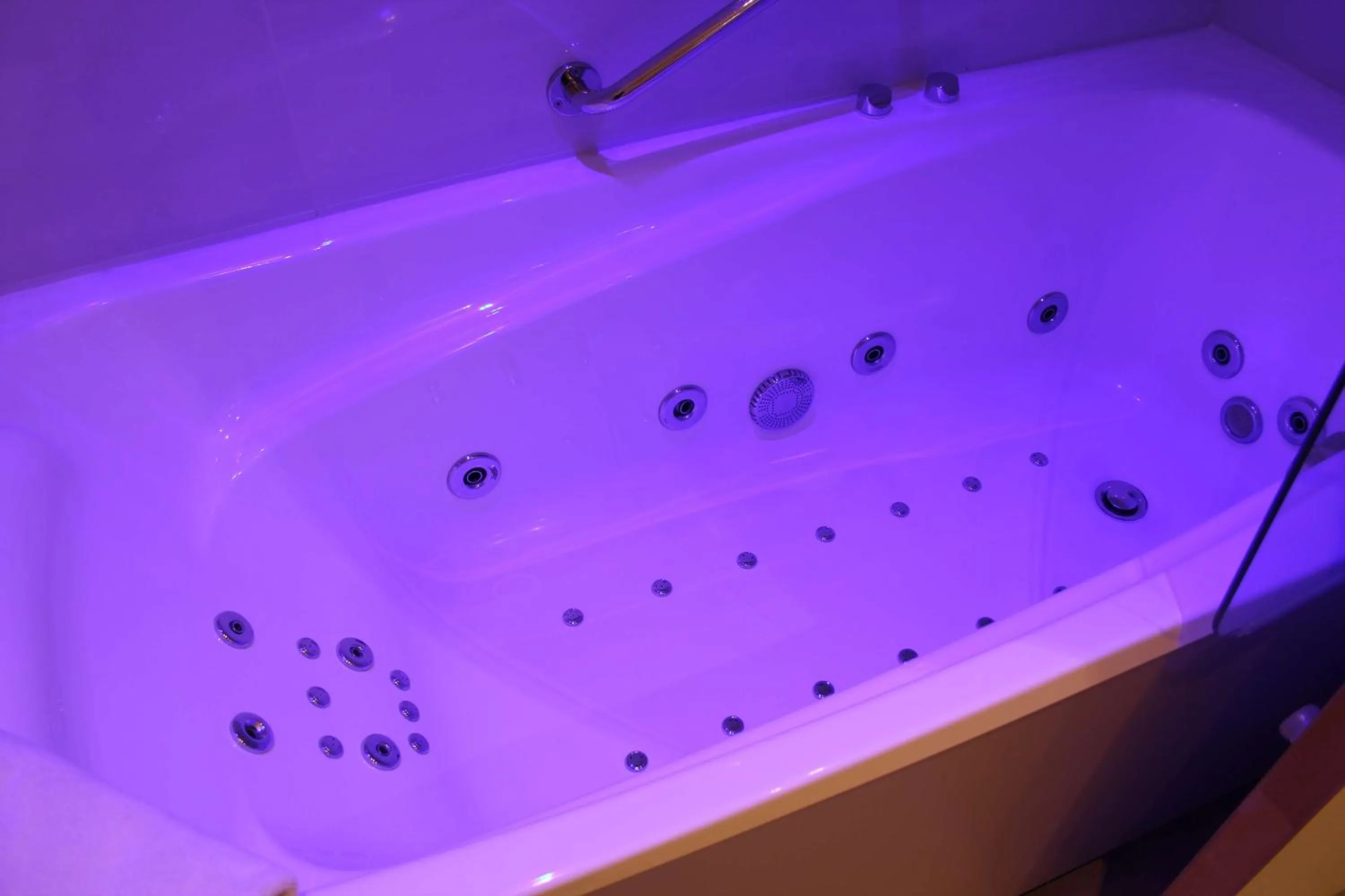 Bathroom in Best Western Plus Hotel Carlton Annecy