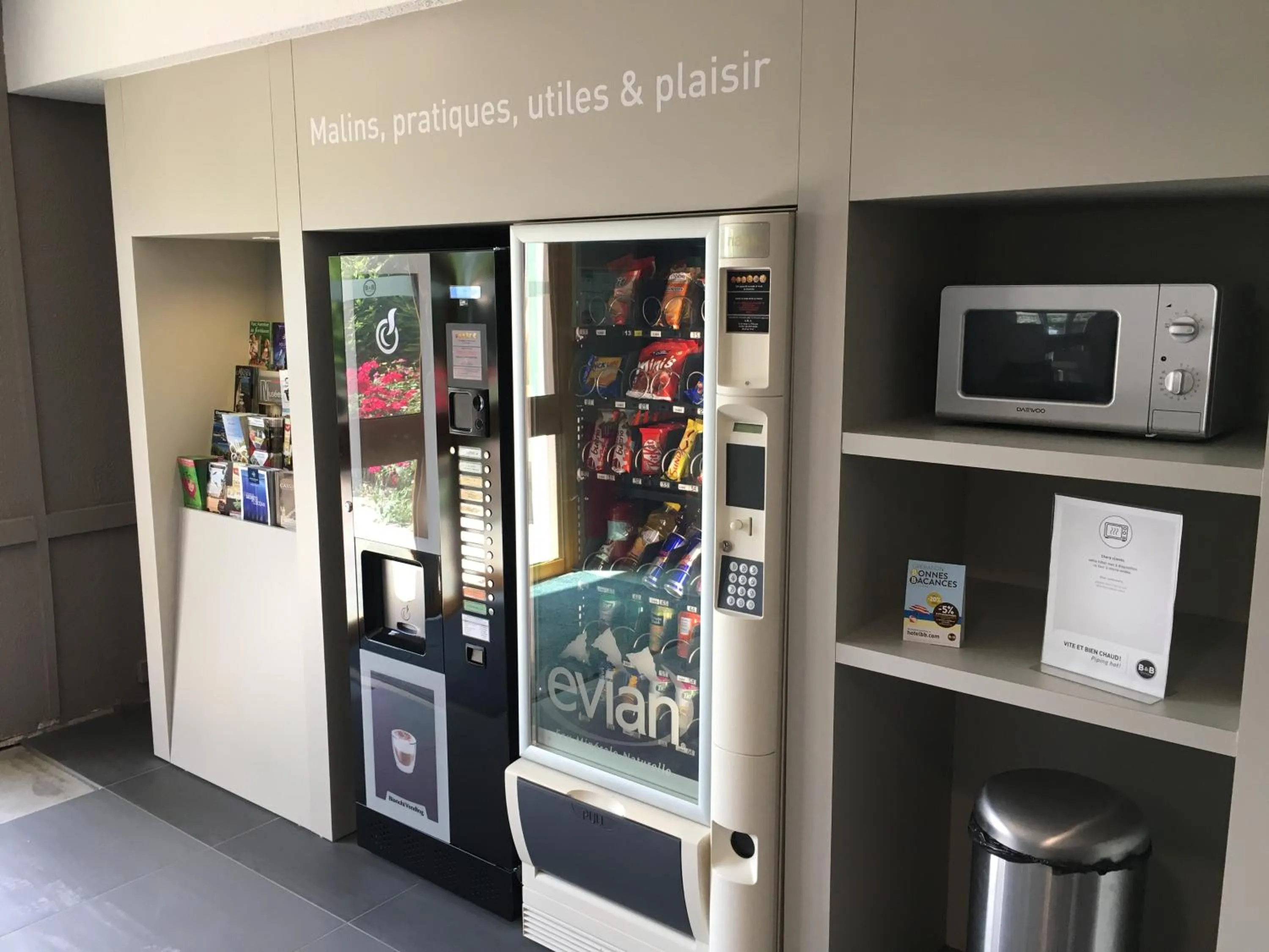 Food and drinks in B&B HOTEL Angoulême