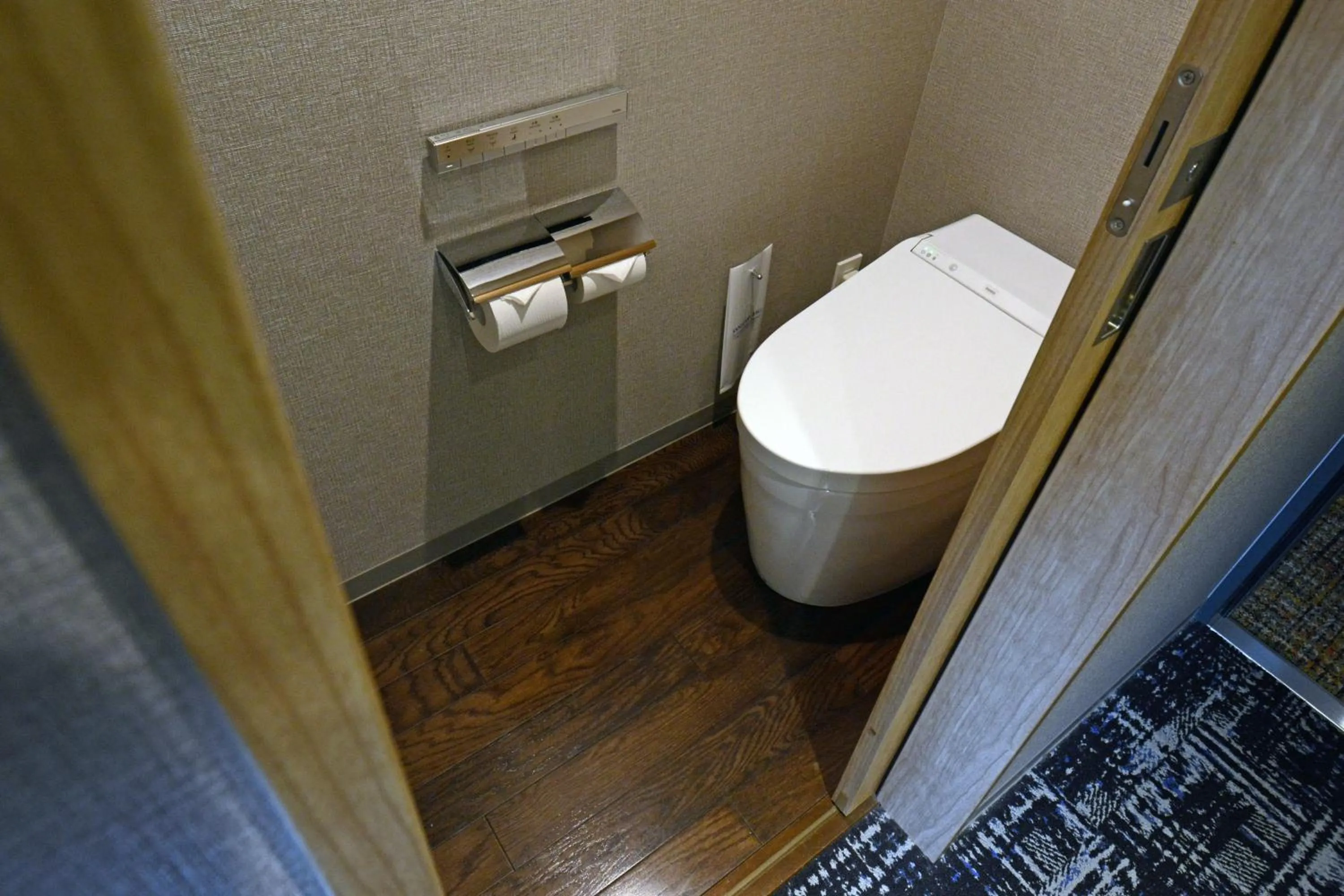 Toilet in Hotel Forza Osaka Kitahama