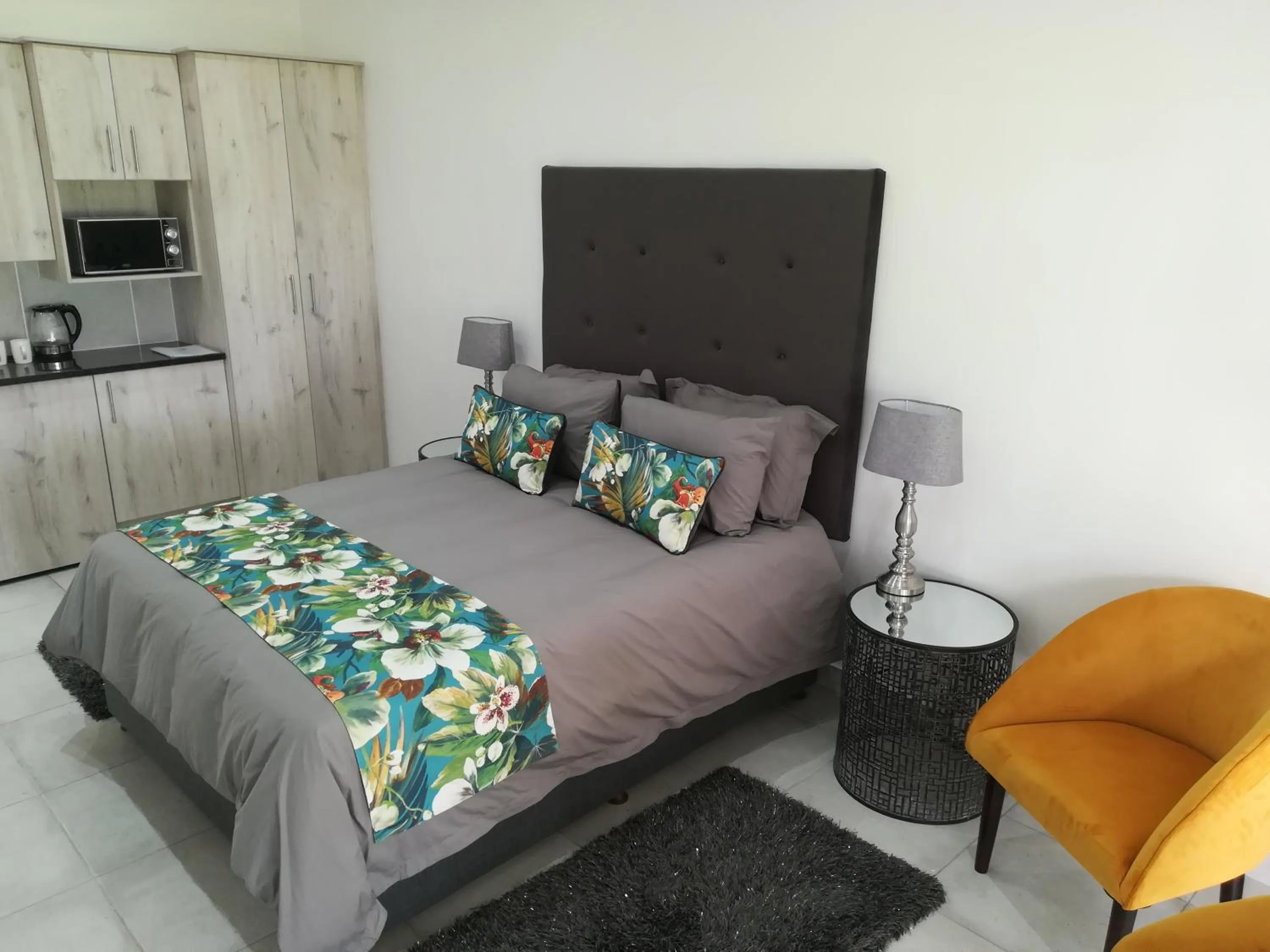 Kitchen or kitchenette in The Gamtoos Ferry Hotel