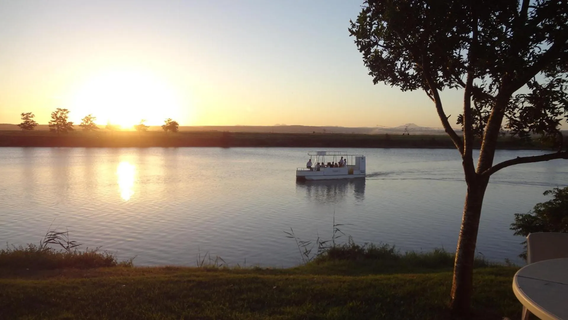 Sunrise in The Gamtoos Ferry Hotel