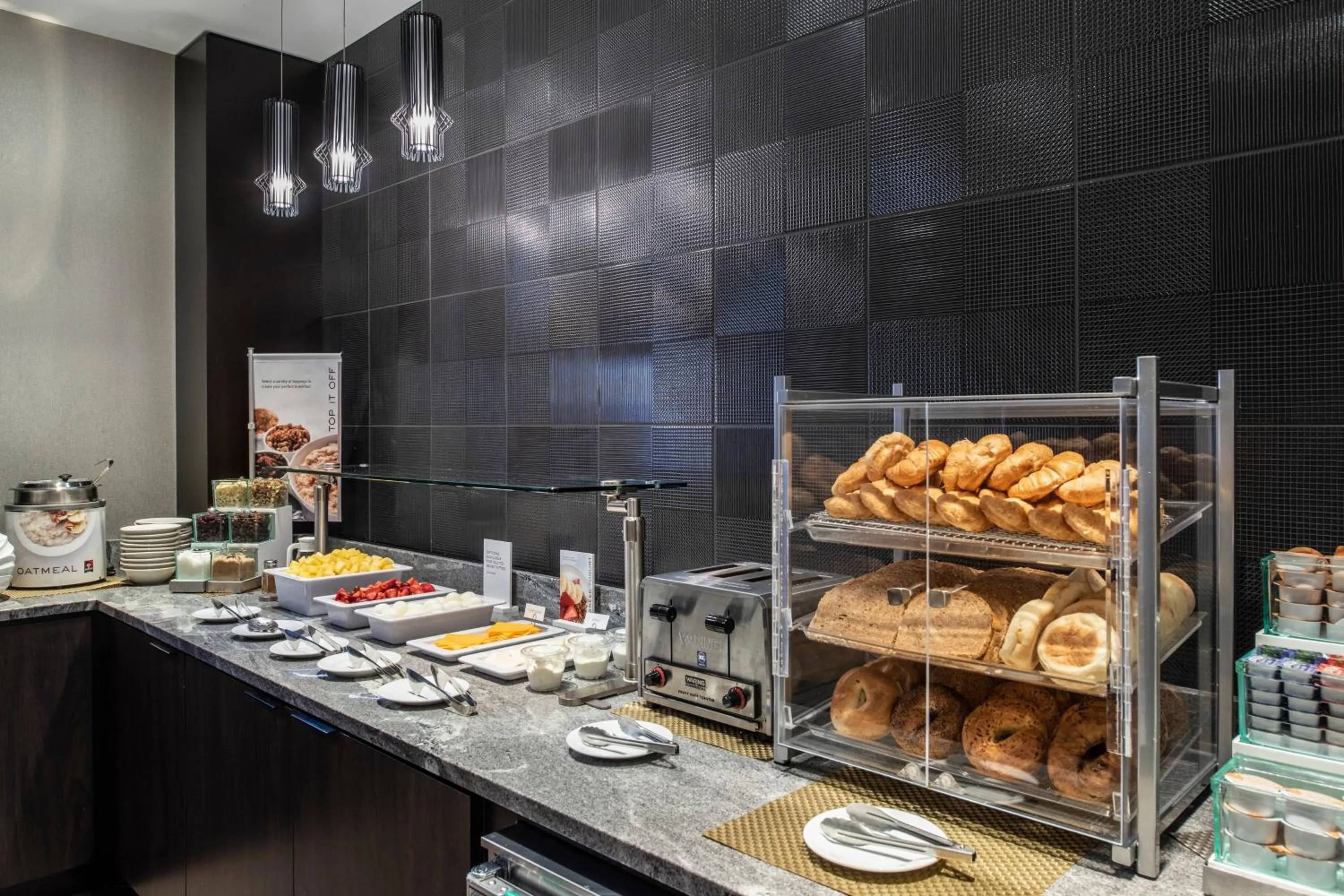 Breakfast in Fairfield Inn & Suites by Marriott Boston Logan Airport/Chelsea