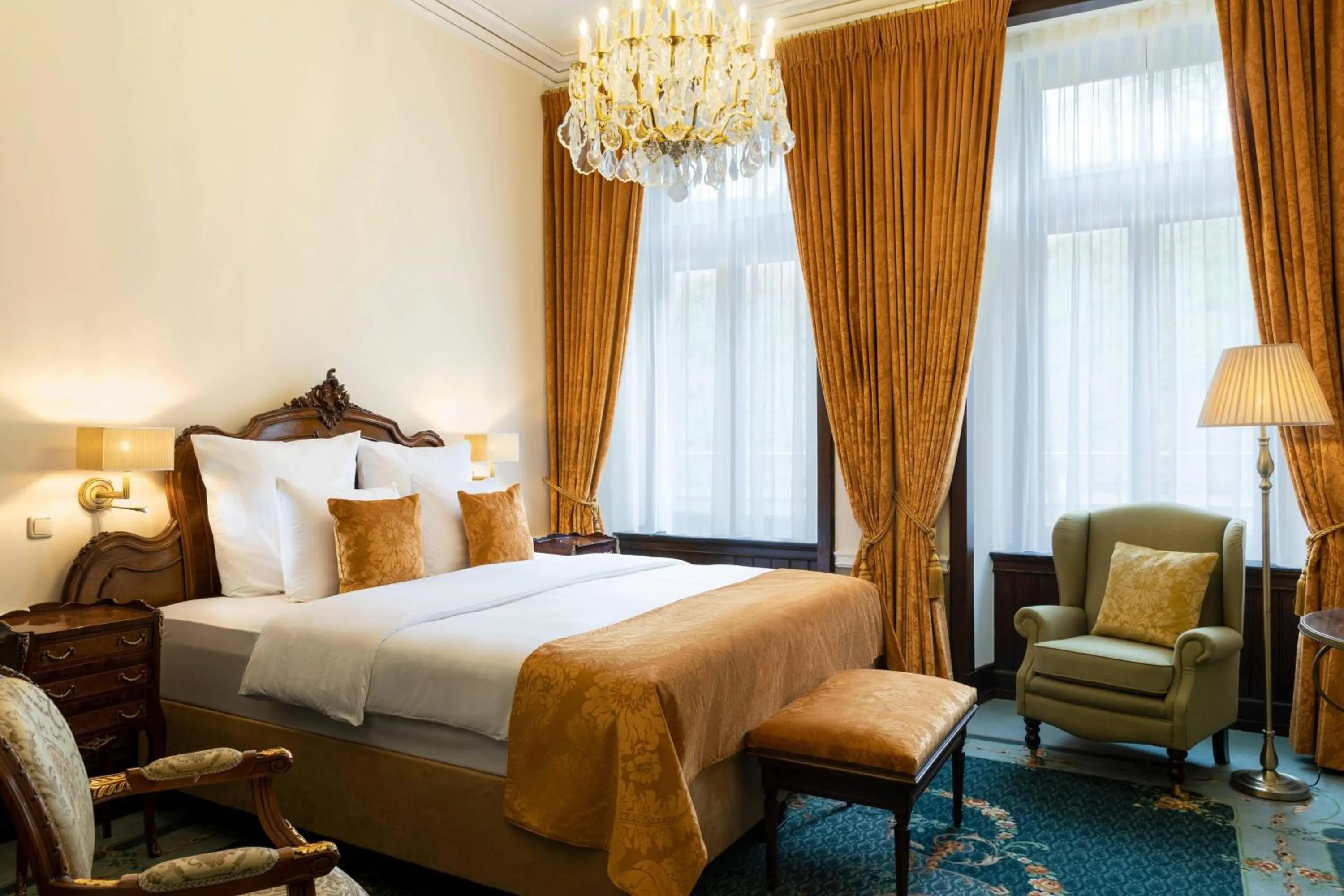 Photo of the whole room, Bed in Schloss Lieser, Autograph Collection