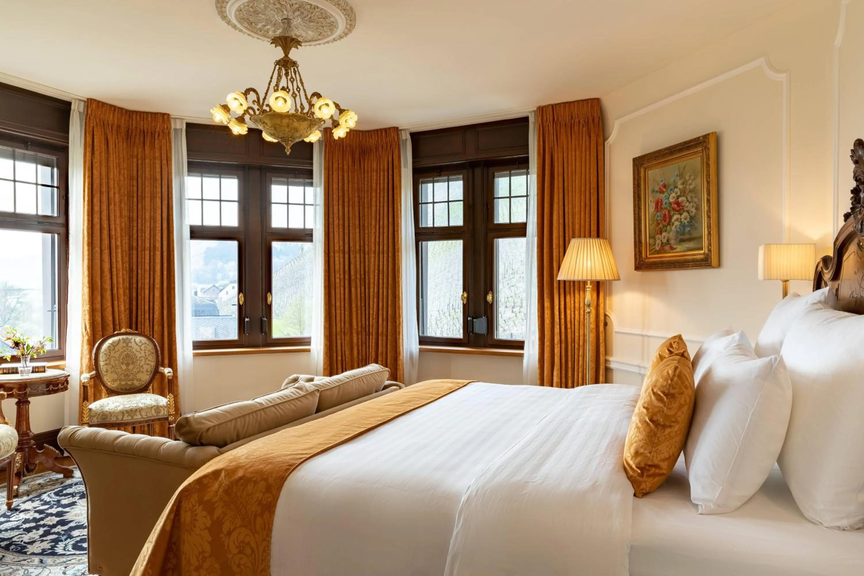 Photo of the whole room, Bed in Schloss Lieser, Autograph Collection