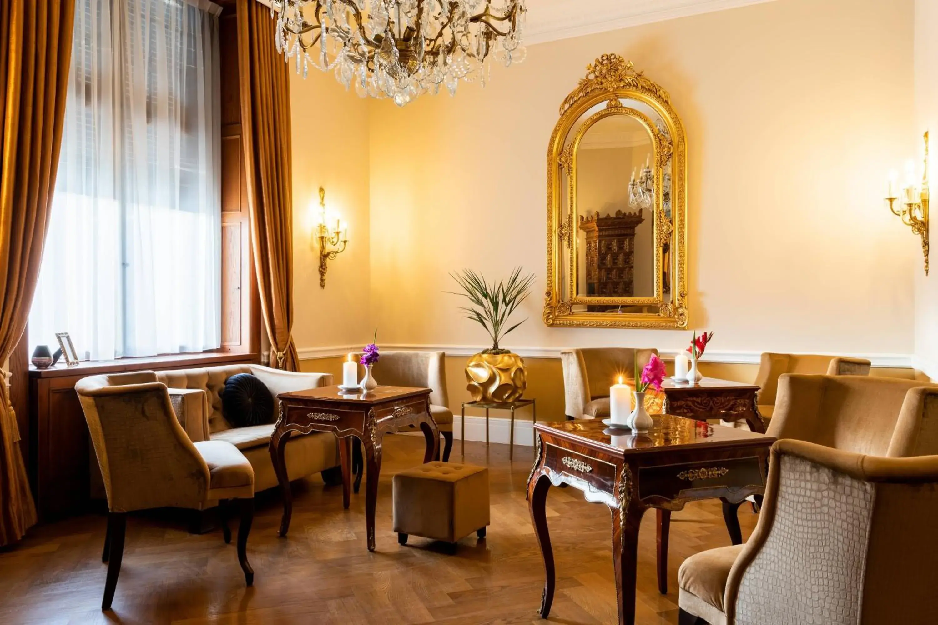 Lounge or bar in Schloss Lieser, Autograph Collection Lounge or bar in Schloss Lieser, Autograph Collection