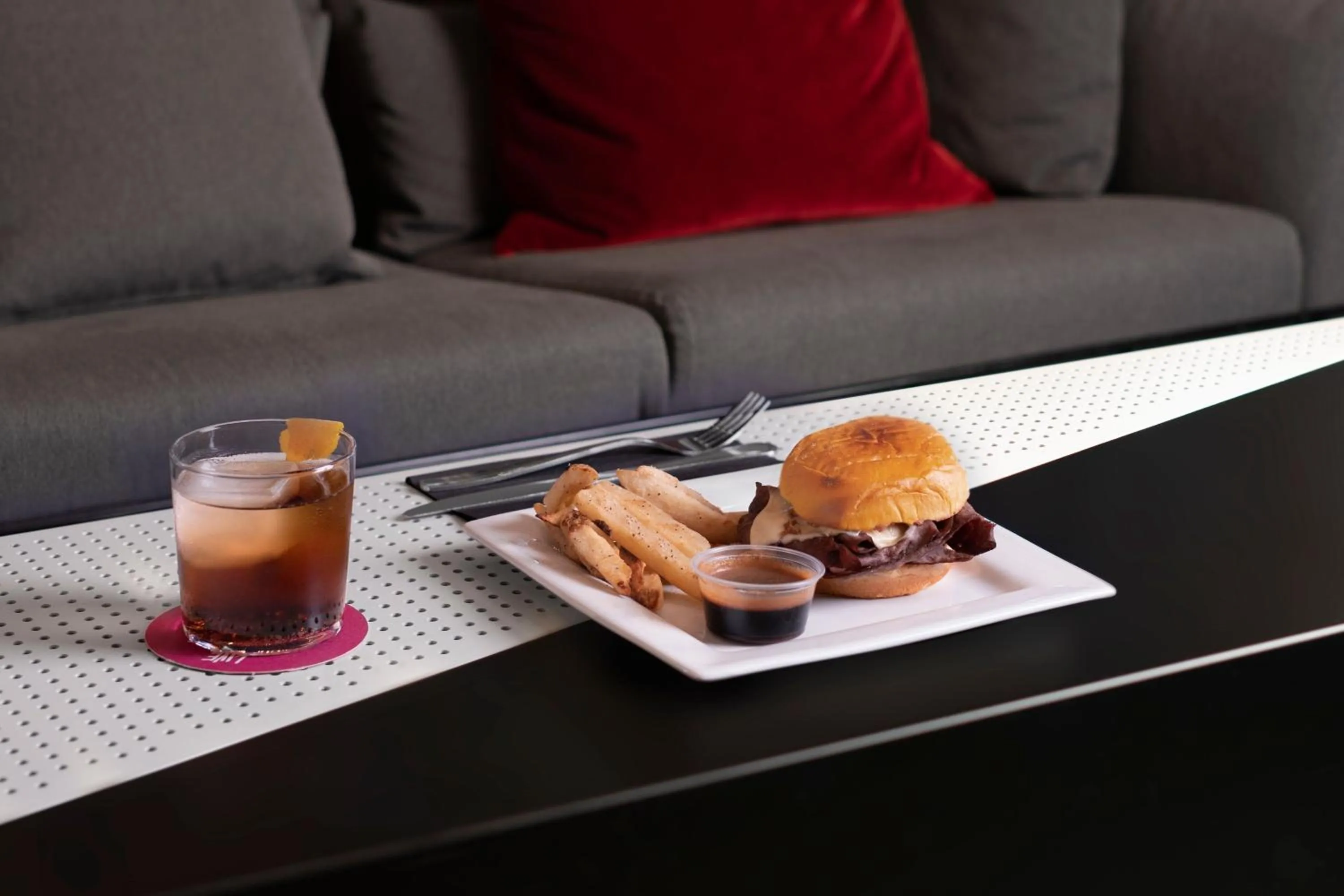 Restaurant/places to eat in Aloft Oklahoma City Quail Springs