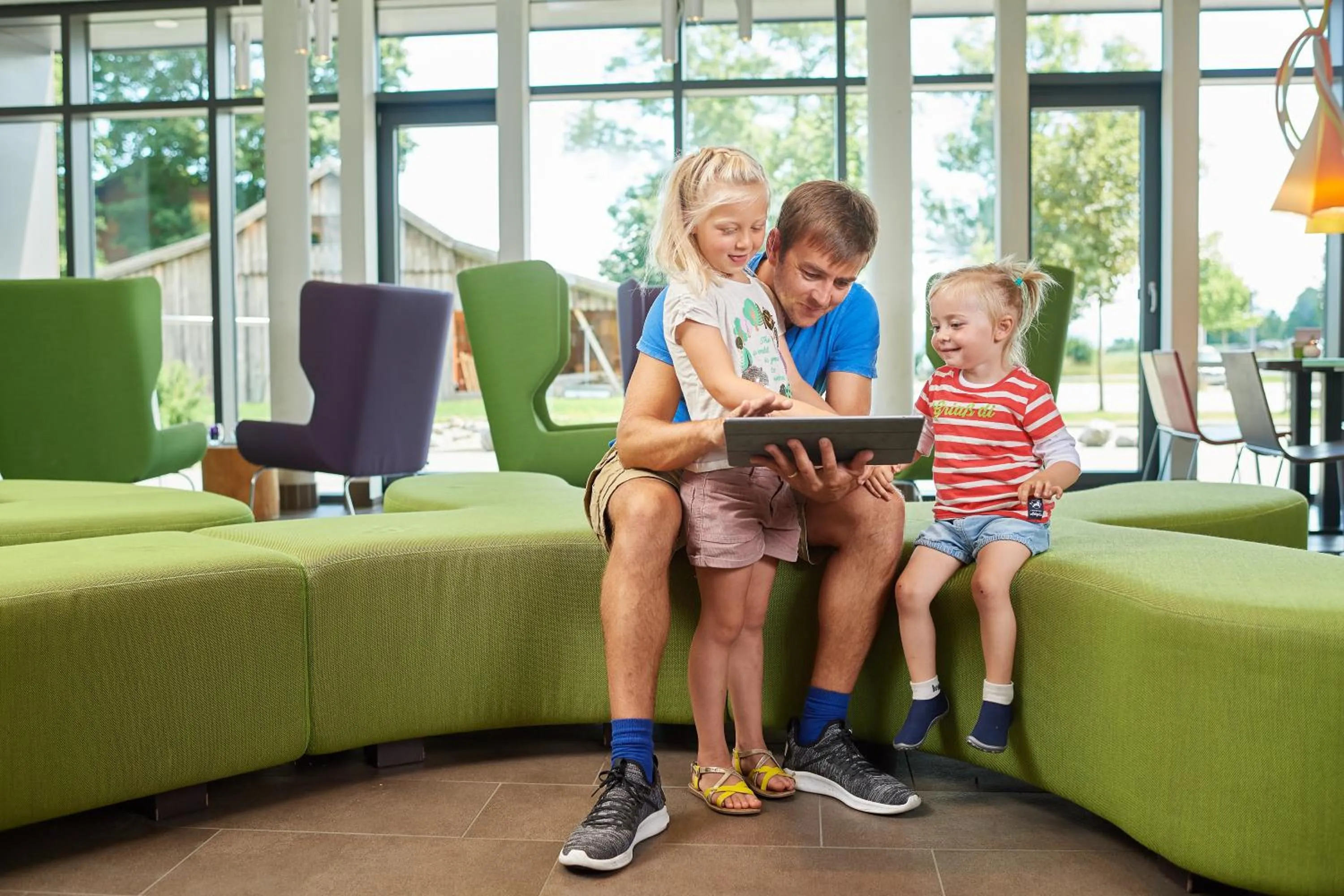 Lounge or bar in Explorer Hotel Bad Kleinkirchheim