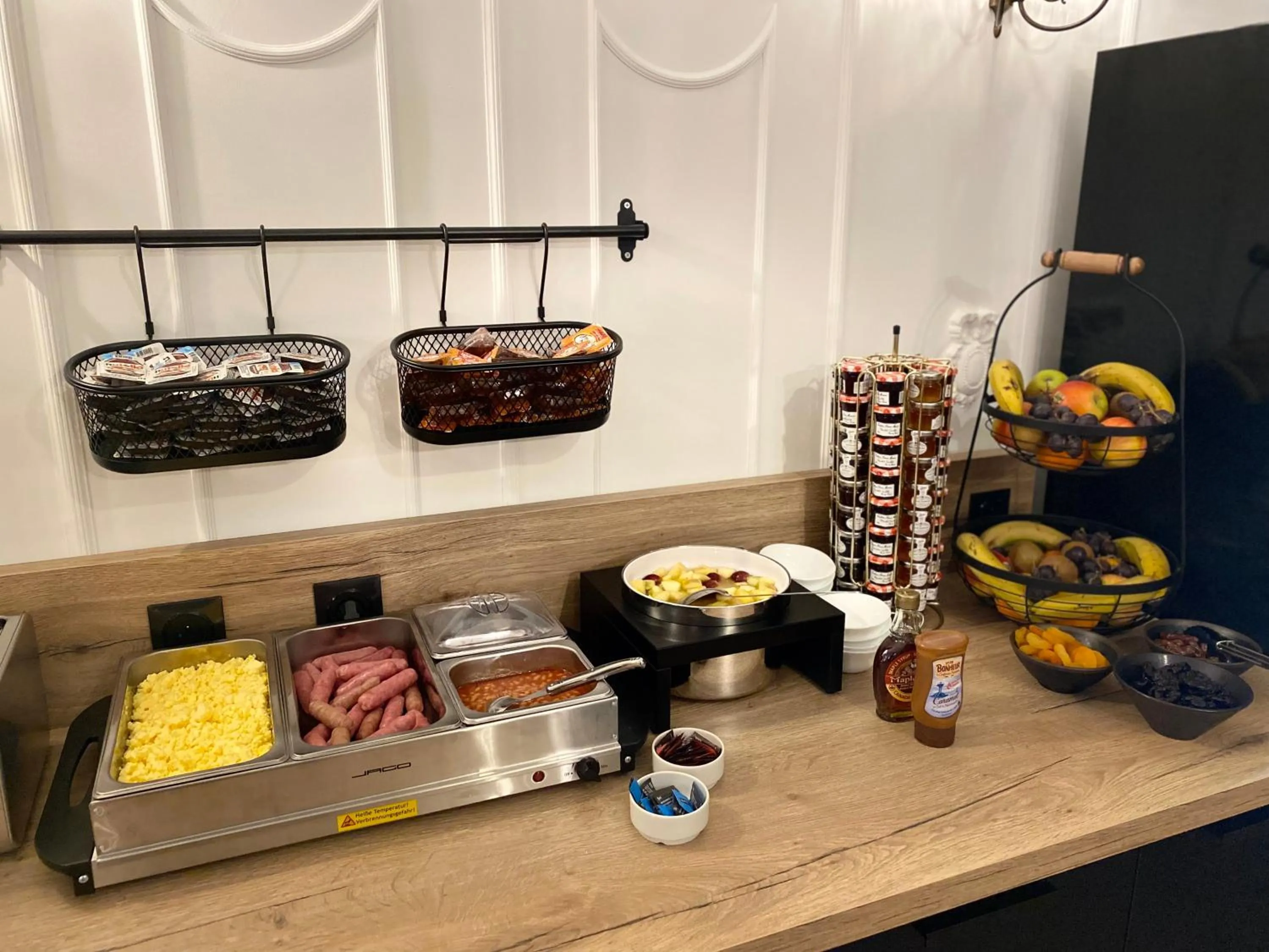 Breakfast in Hotel du Louvre