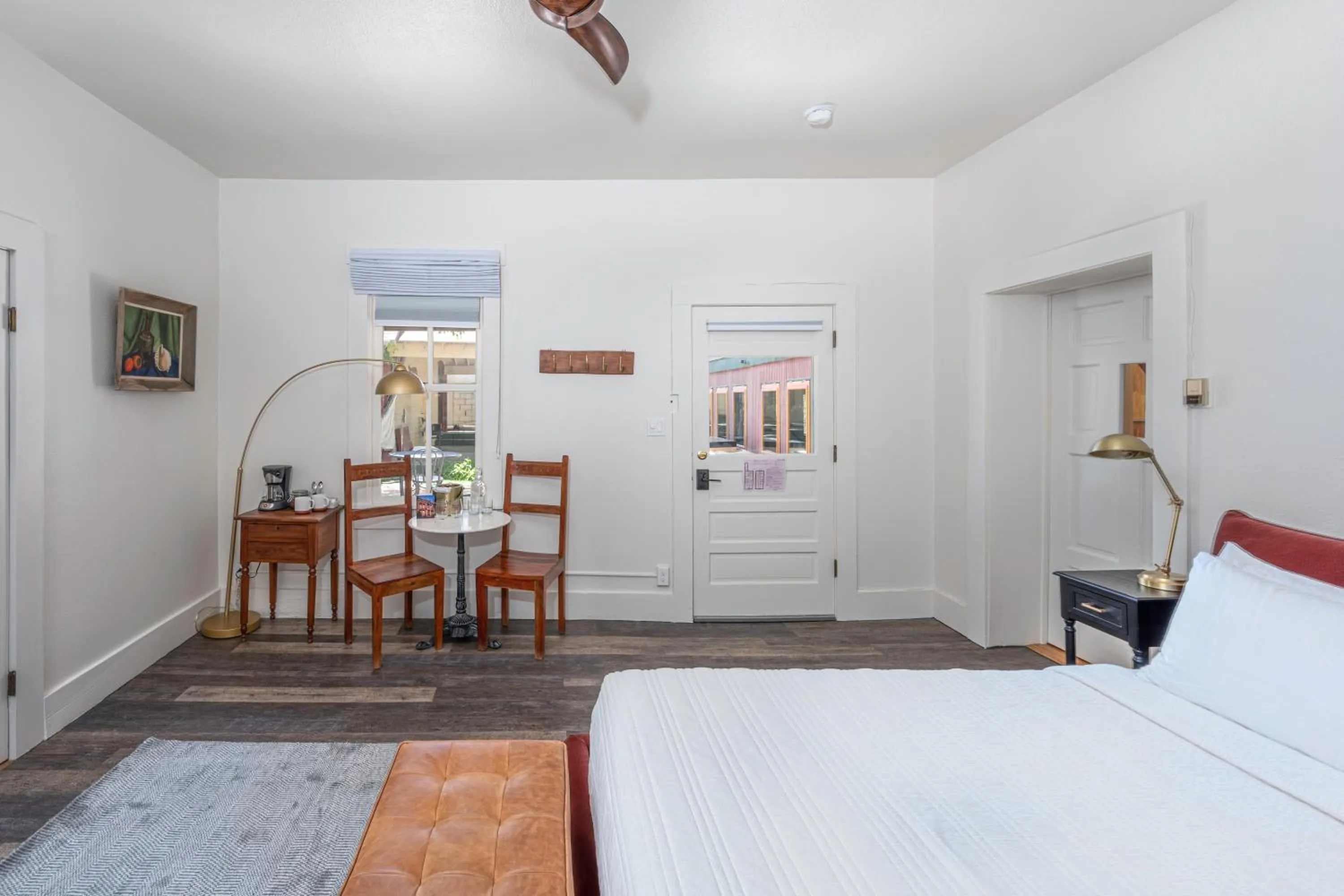 Bed in The Rochester Hotel