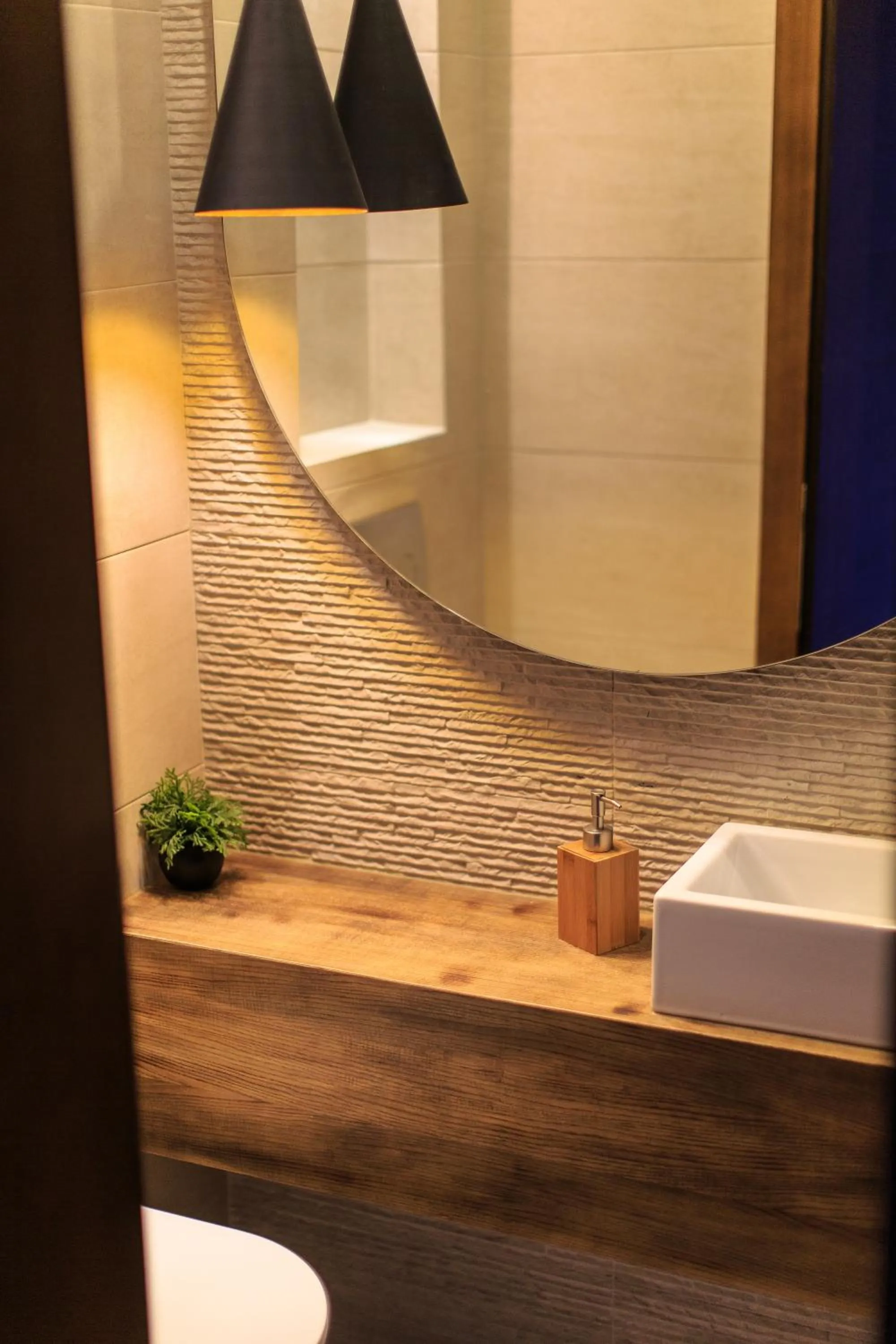 Toilet in Regina del Mare