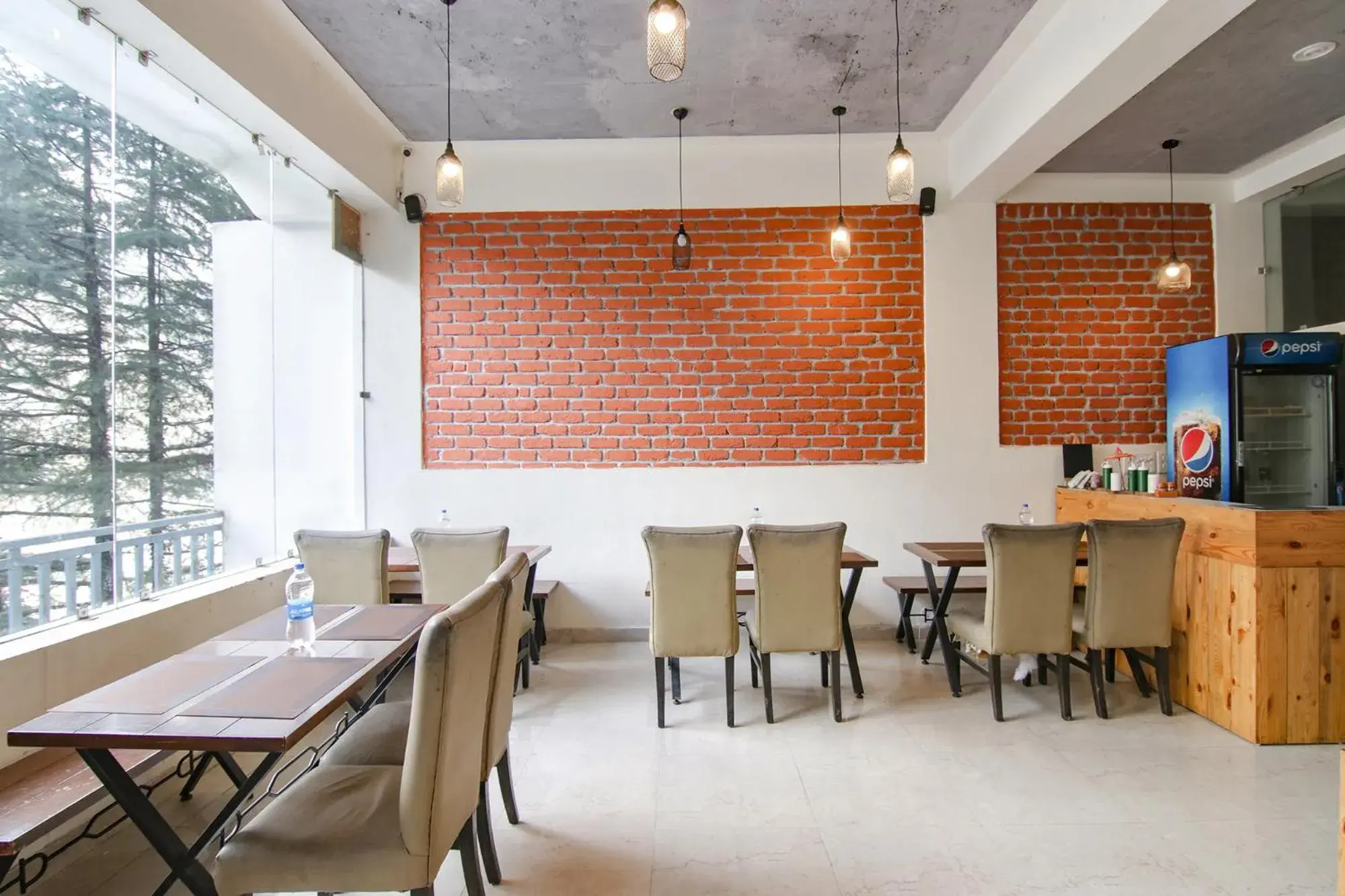 Restaurant/places to eat in White Water Inn Mcleodganj Restaurant/places to eat in White Water Inn Mcleodganj