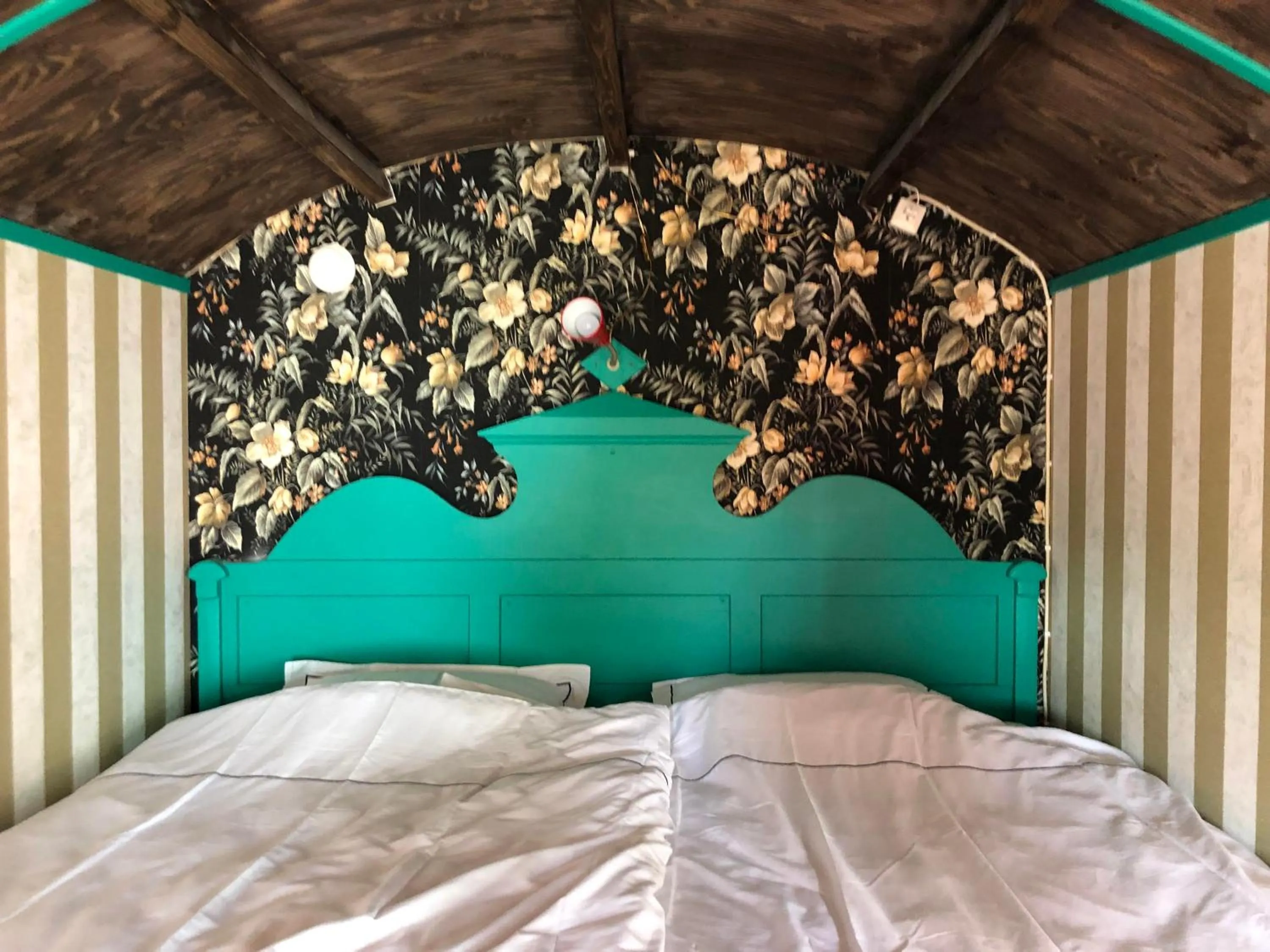 Bed in Grand Circus Hotel