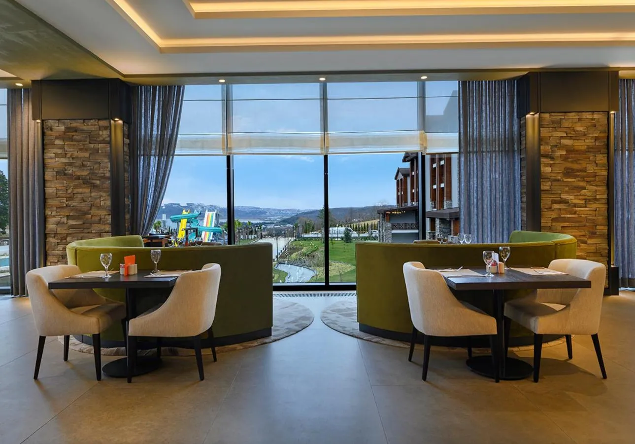 Restaurant/places to eat in Elite World Grand Sapanca