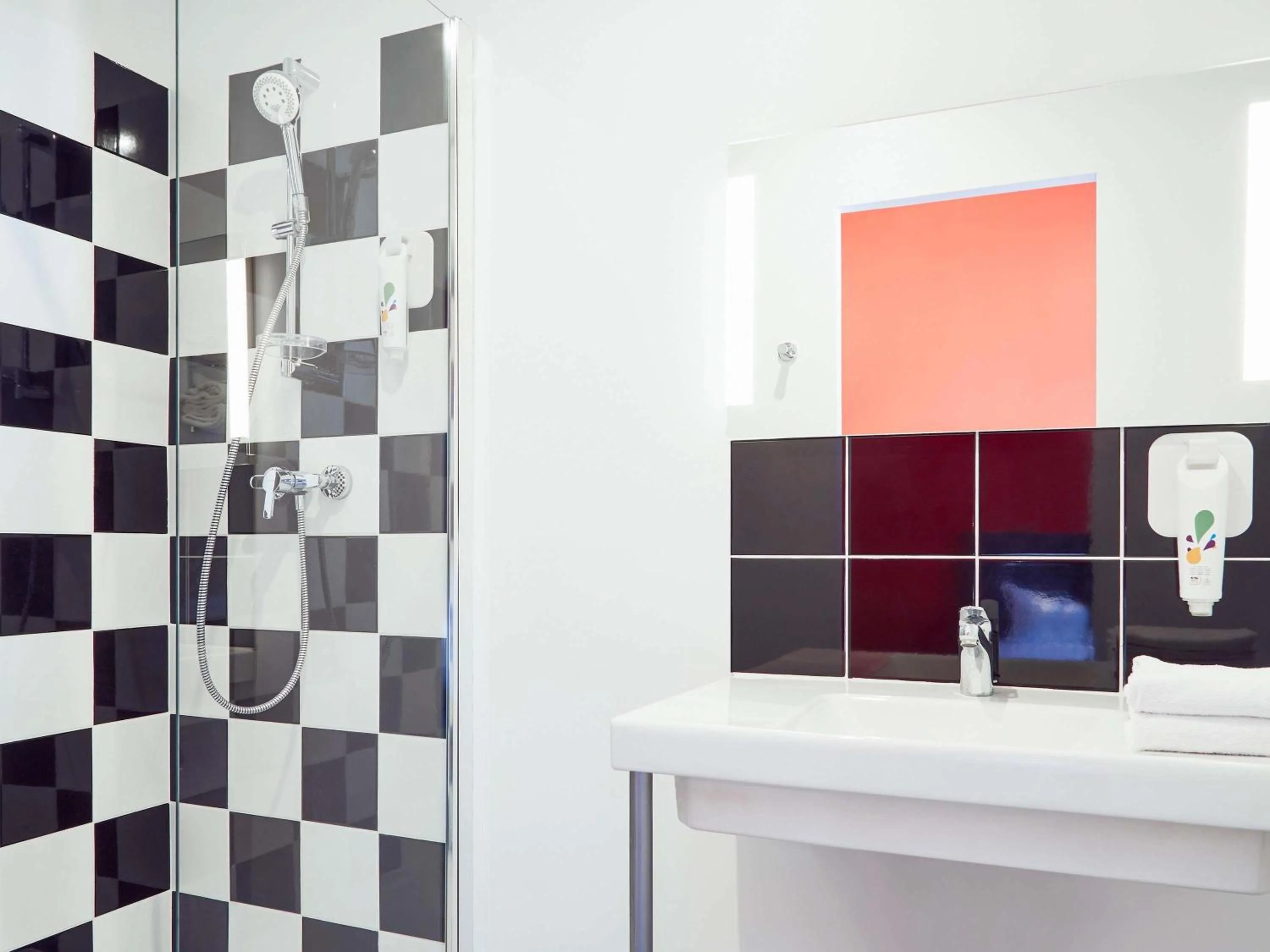 Property building in ibis Styles Marseille Vieux Port