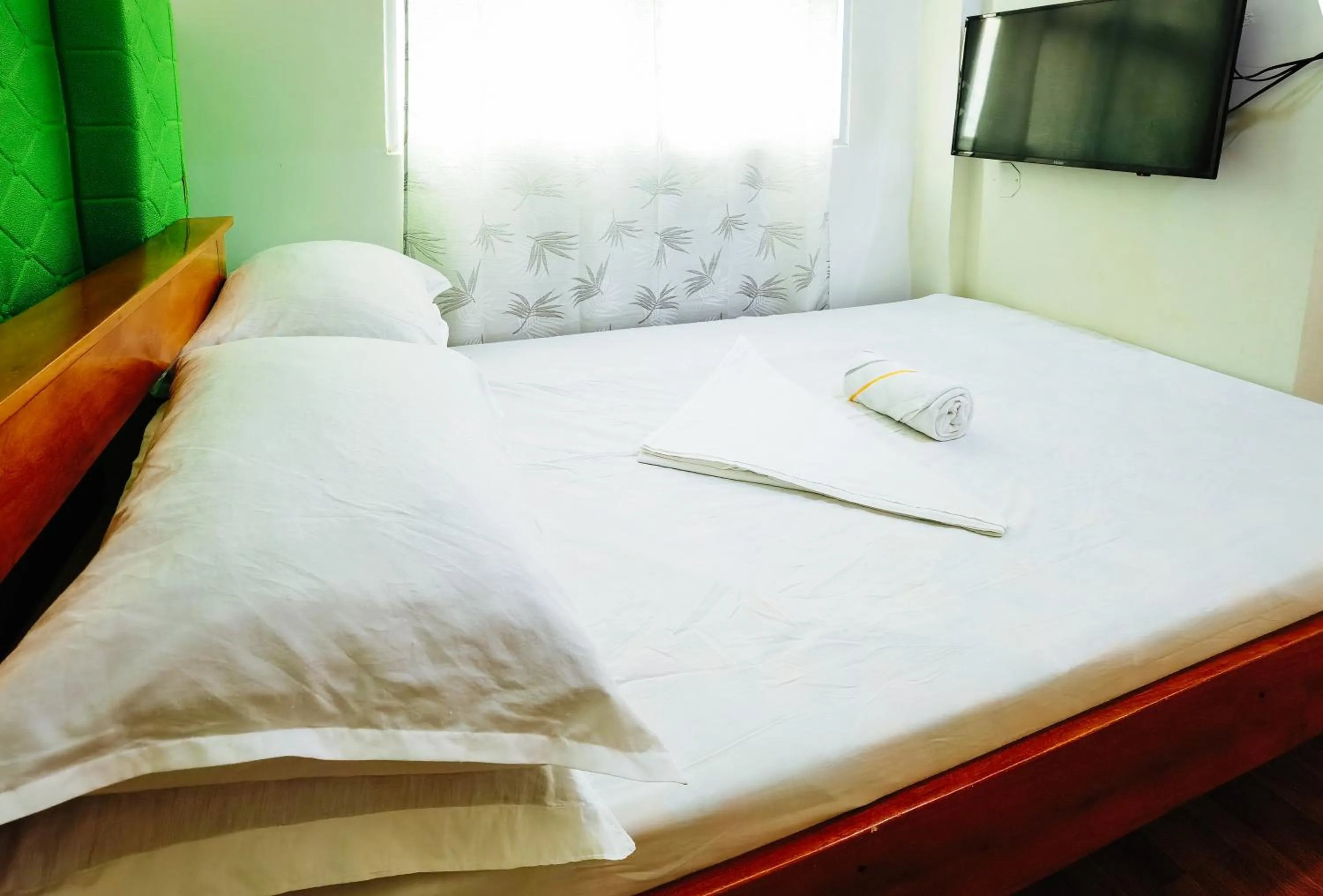 Bed in RedDoorz at D128 Lodge Cagayan Valley