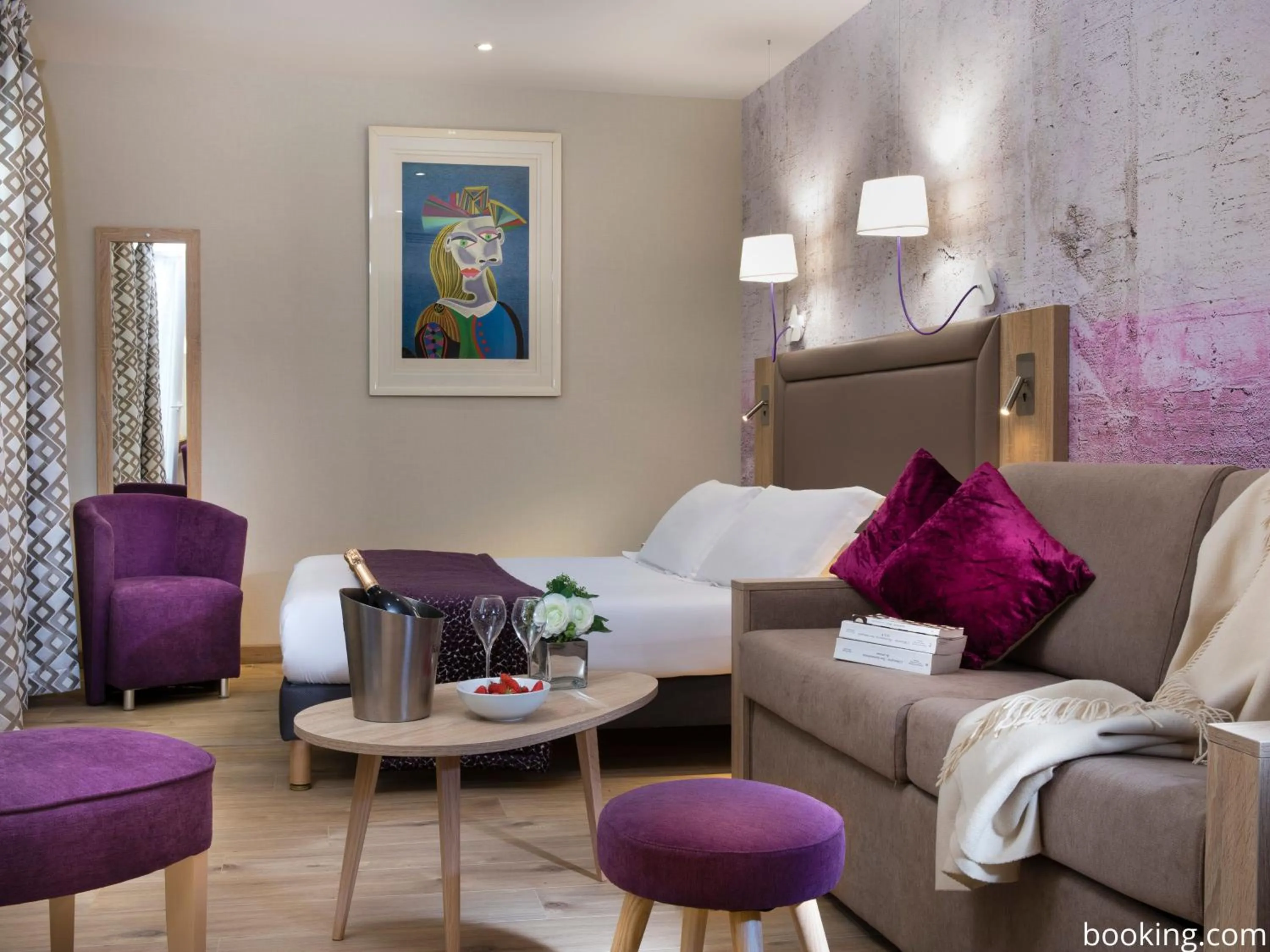 Bedroom in Hotel Daumesnil-Vincennes