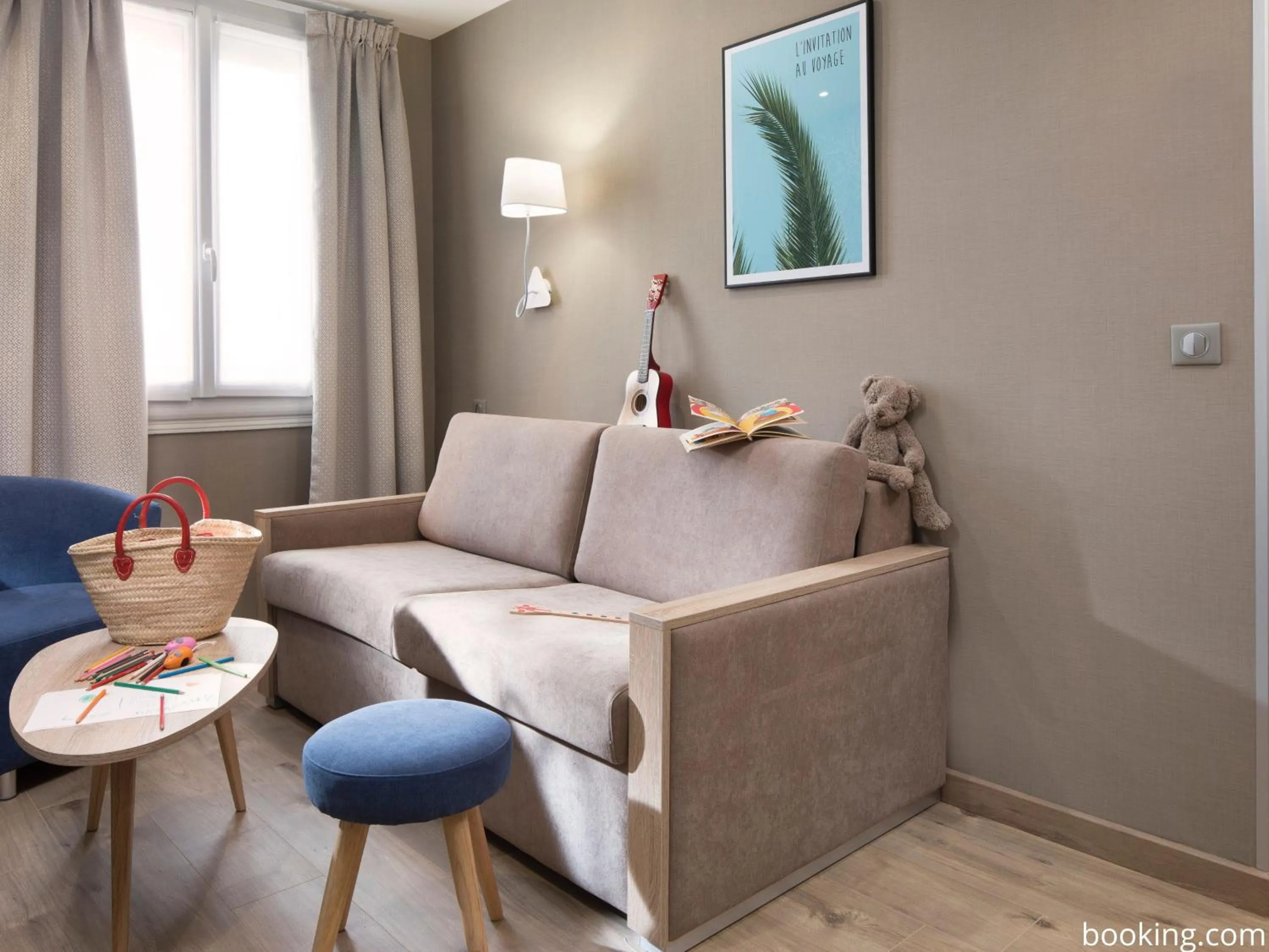 Bedroom in Hotel Daumesnil-Vincennes