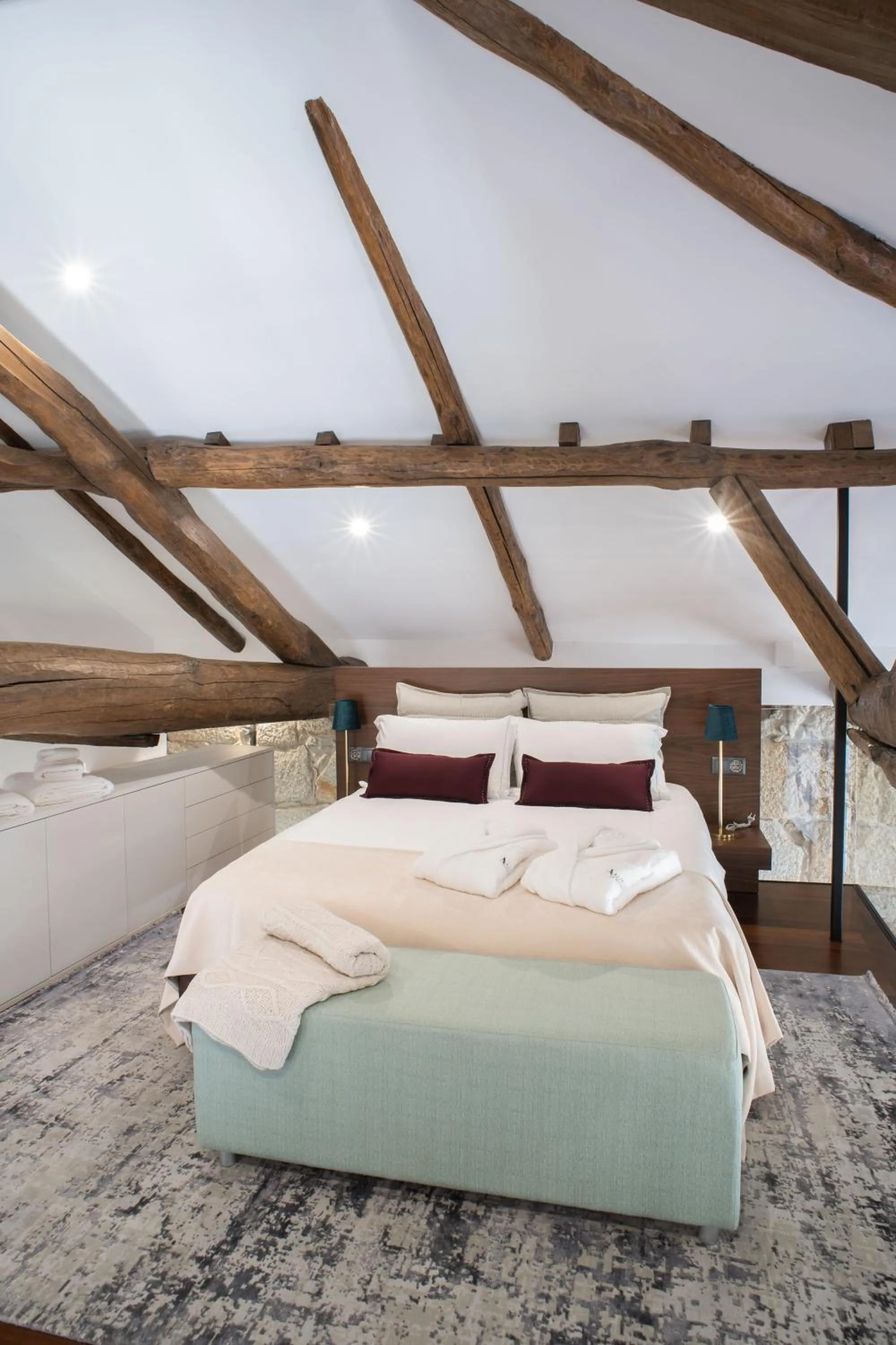 Bed in D'Autor Apartments Alegria