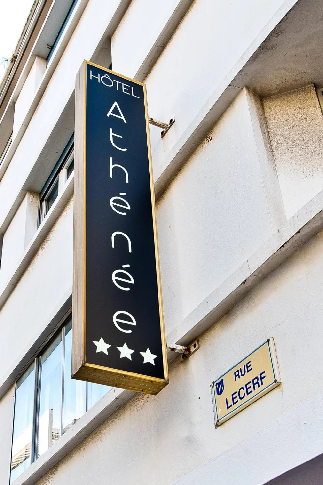 Property logo or sign in ATH hôtel Athénée