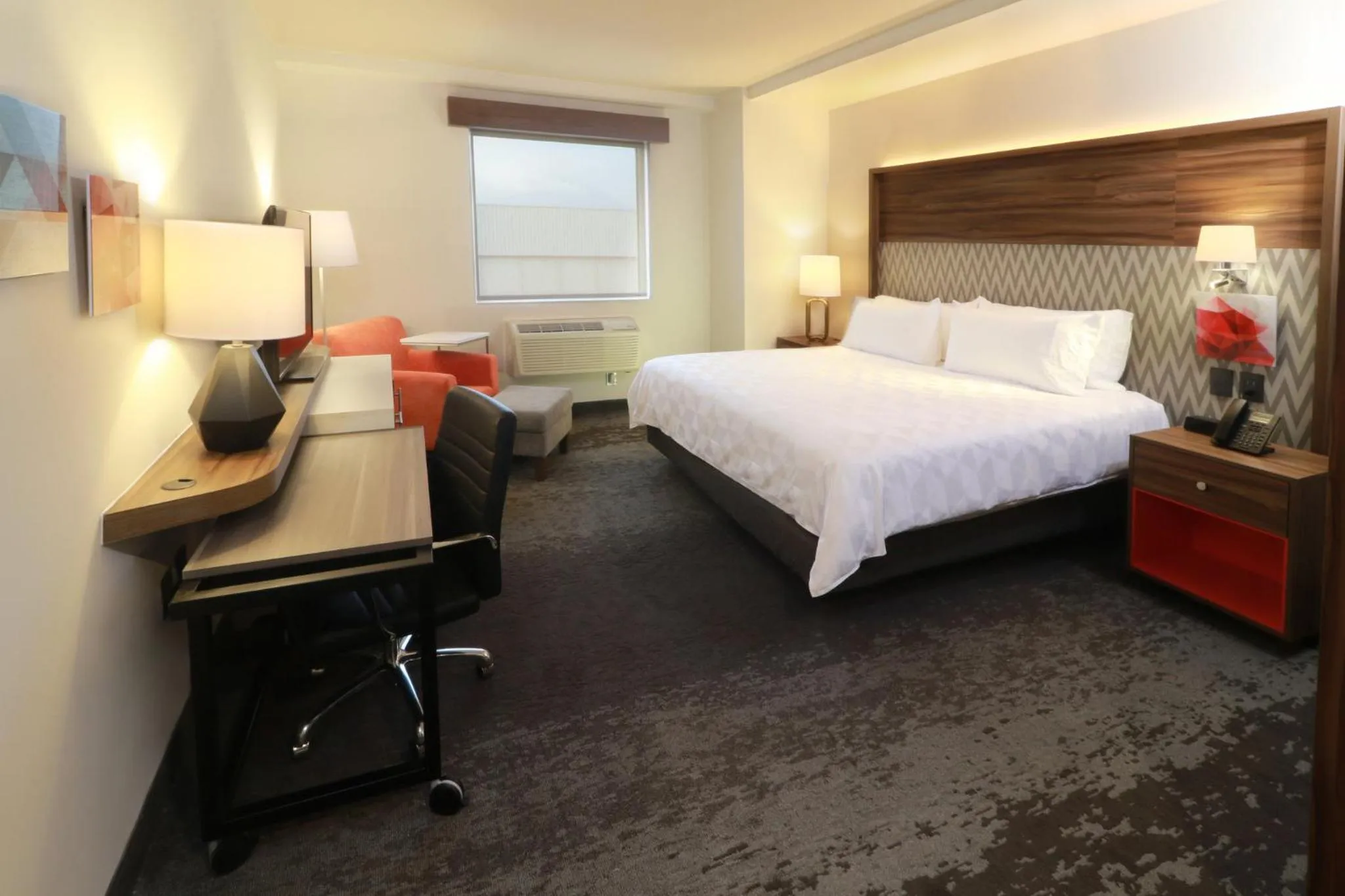 Photo of the whole room in Holiday Inn & Suites Monterrey Apodaca Zona Airport, an IHG hotel