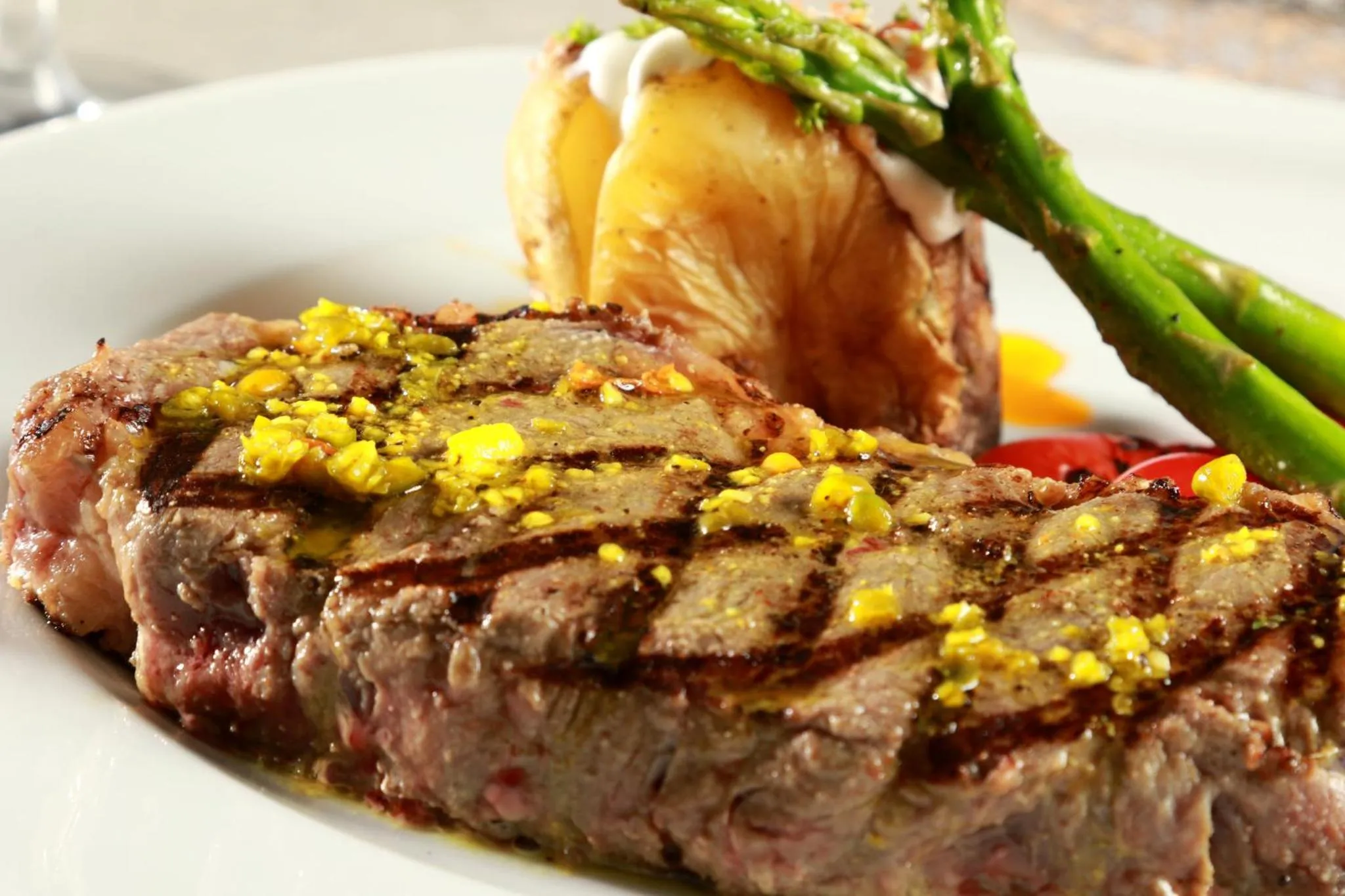 Restaurant/places to eat in Holiday Inn & Suites Monterrey Apodaca Zona Airport, an IHG hotel