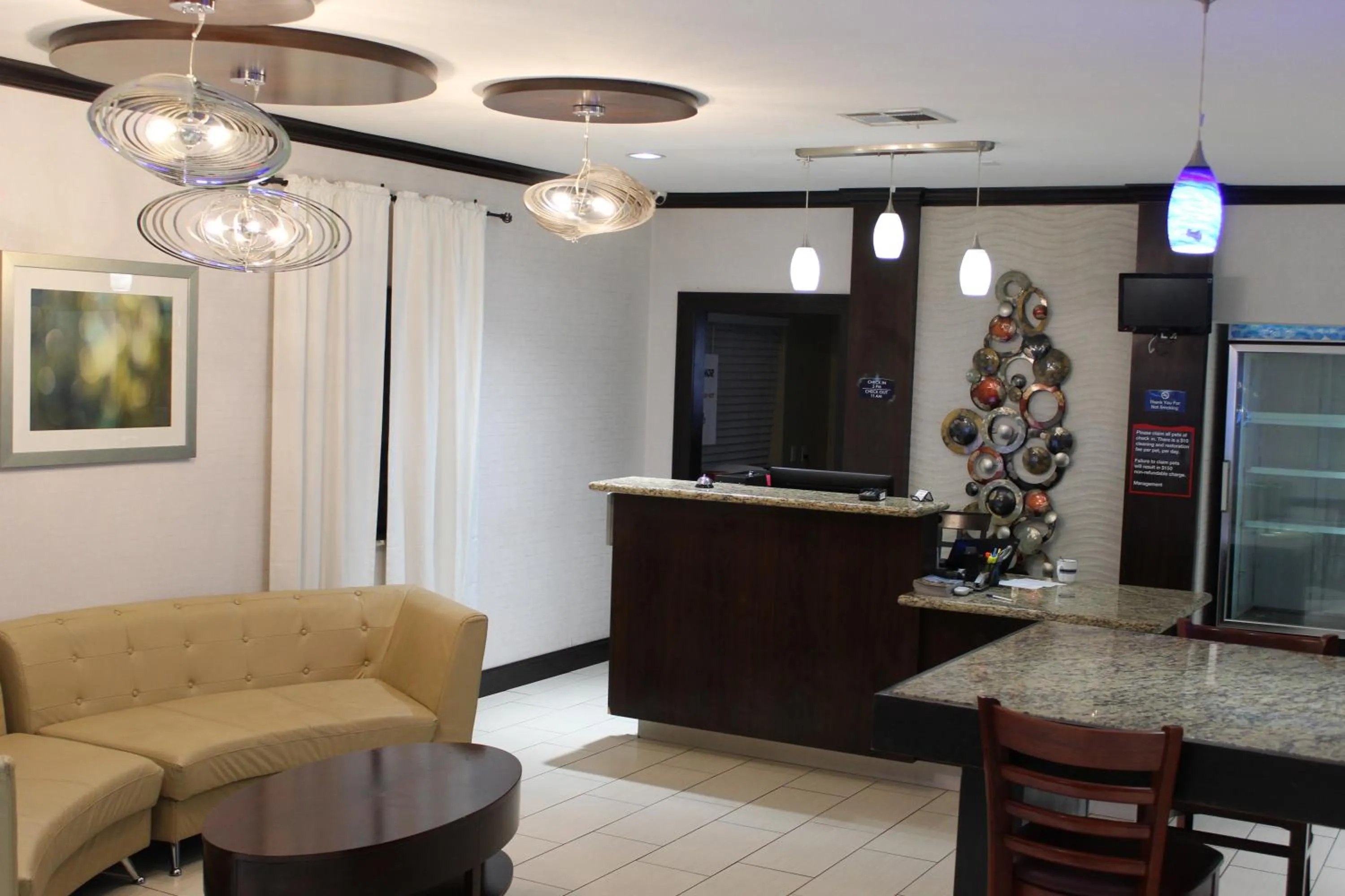 Lobby or reception in Horizon Inn & Suites
