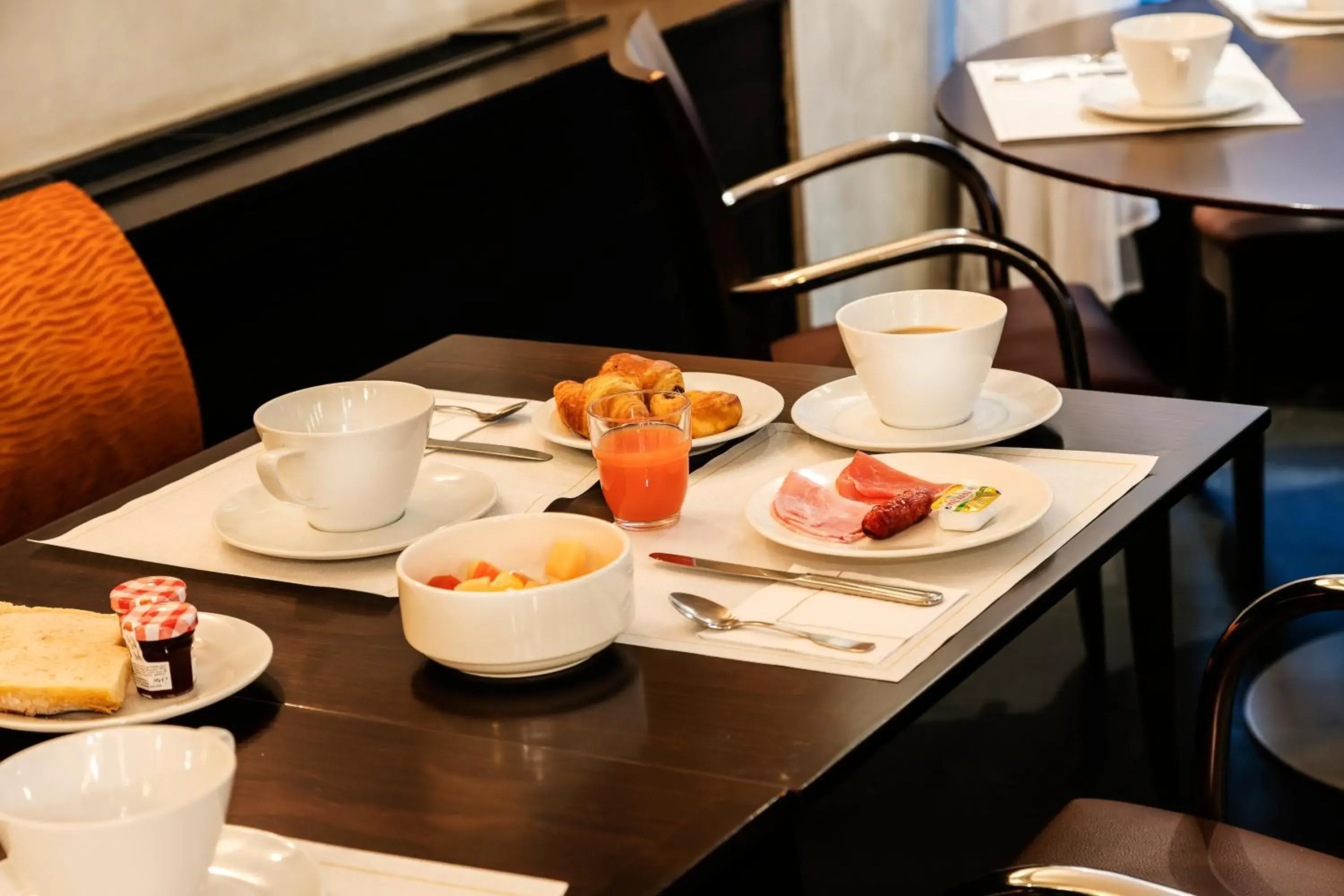 Restaurant/places to eat in Best Western Astoria Restaurant/places to eat in Best Western Astoria