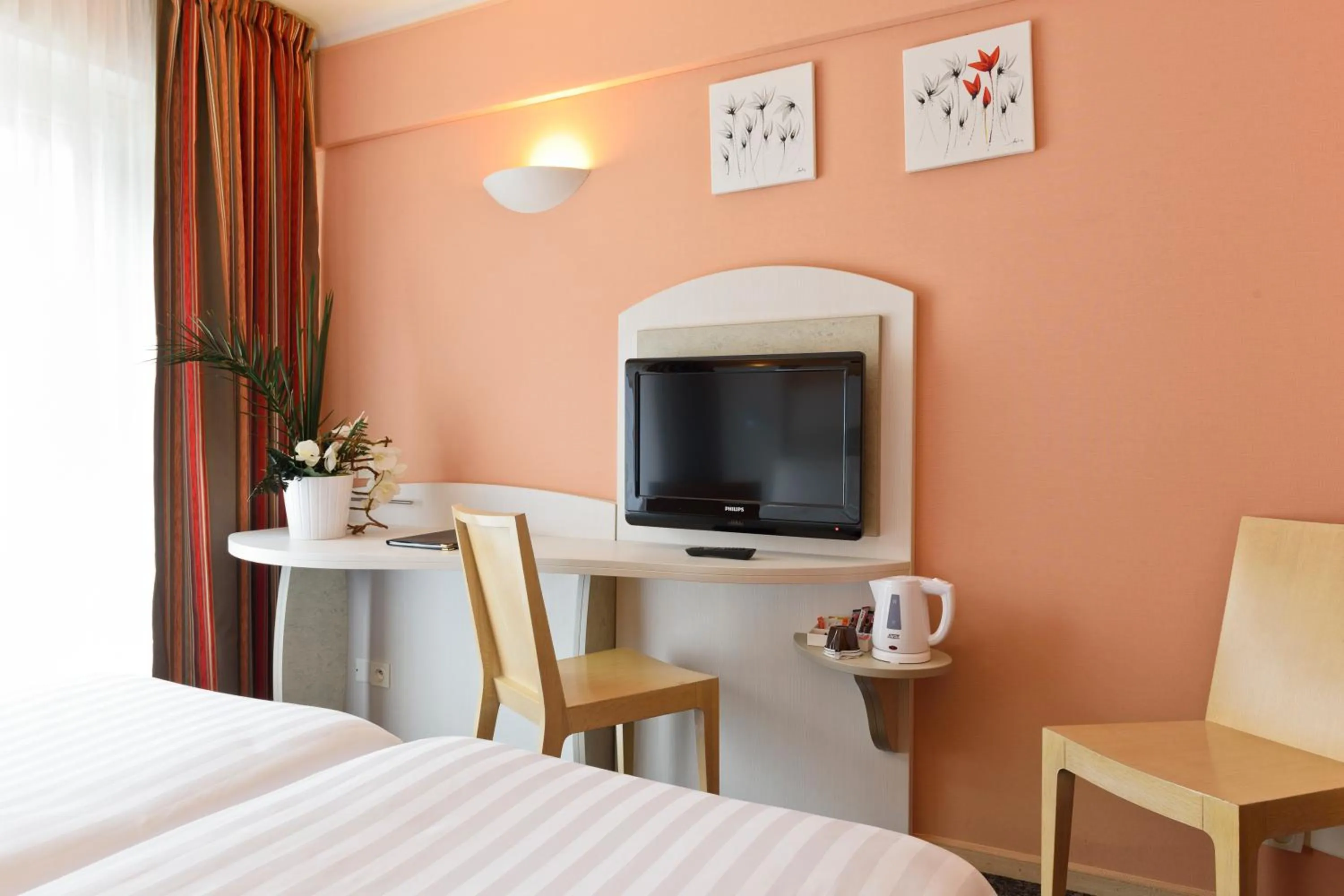 Bedroom, Bed in Best Western Astoria