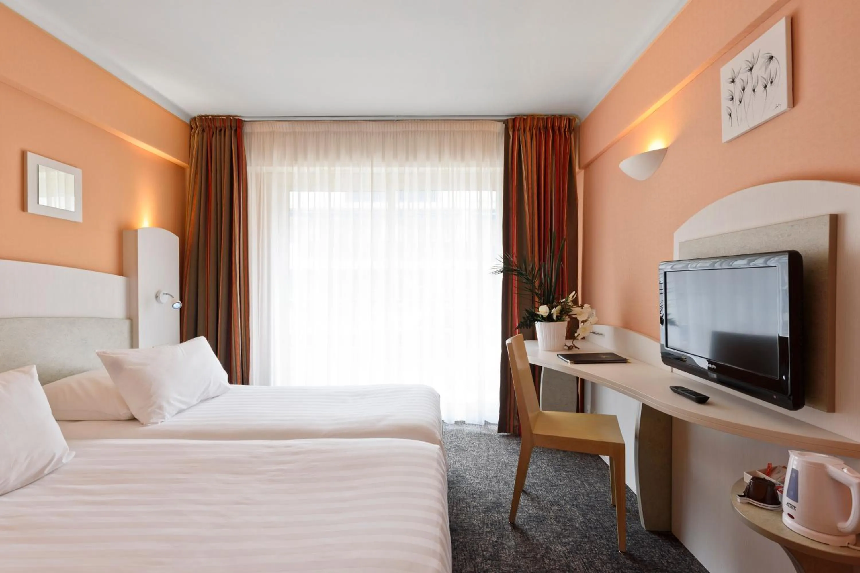 Bedroom, Bed in Best Western Astoria