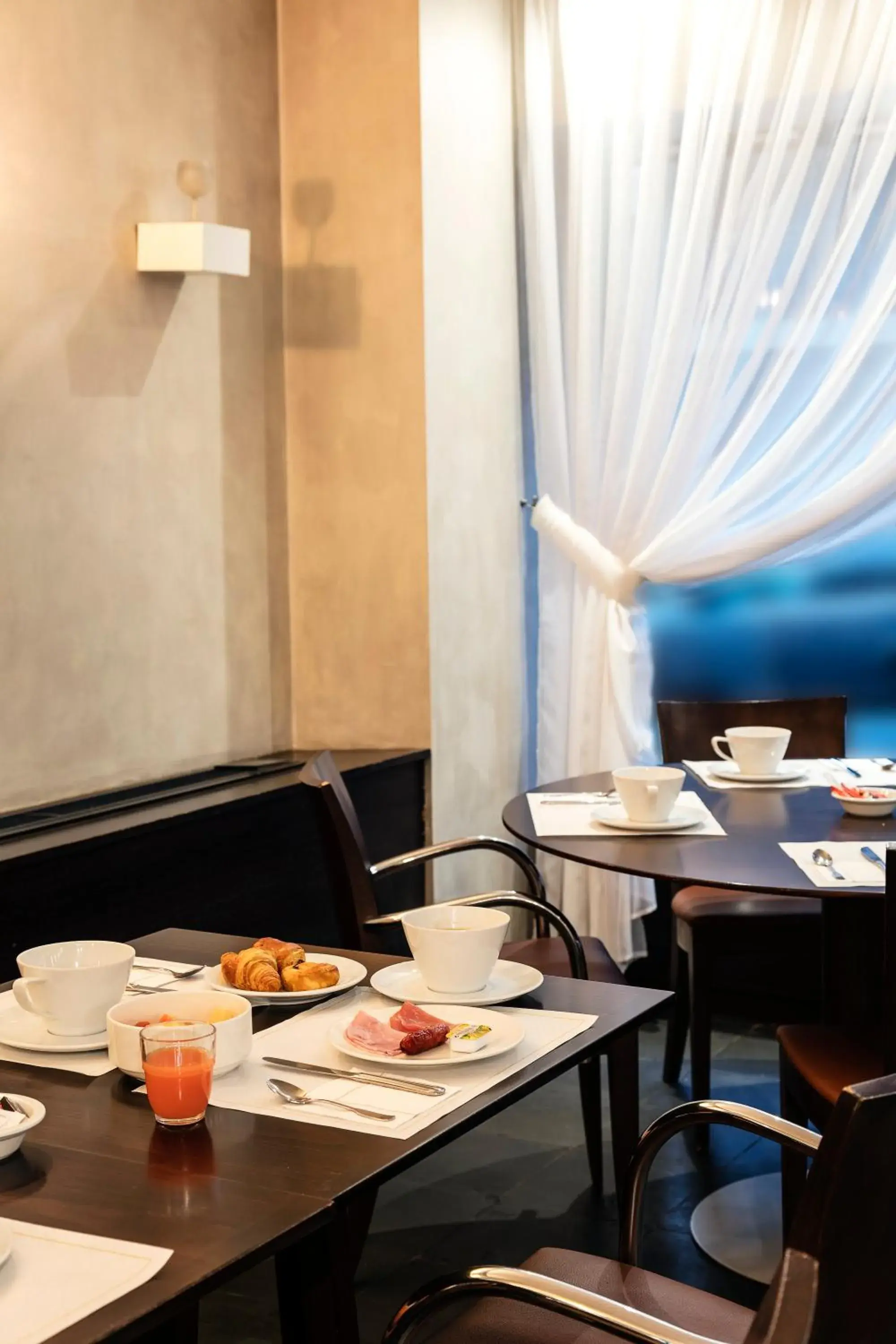 Restaurant/places to eat in Best Western Astoria Restaurant/places to eat in Best Western Astoria