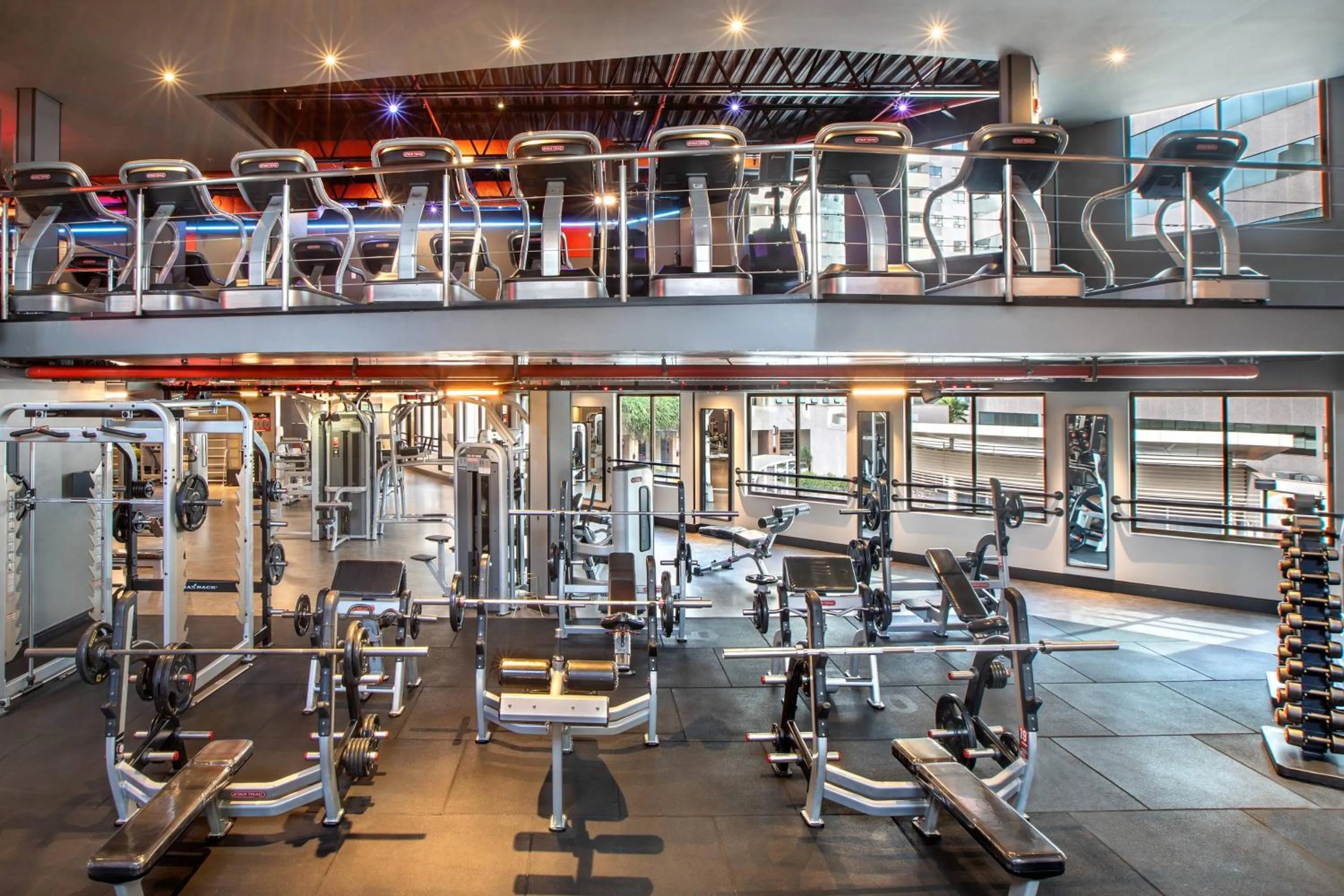 Fitness centre/facilities in Hotel Brasil 21 Suites Affiliated by Meliá