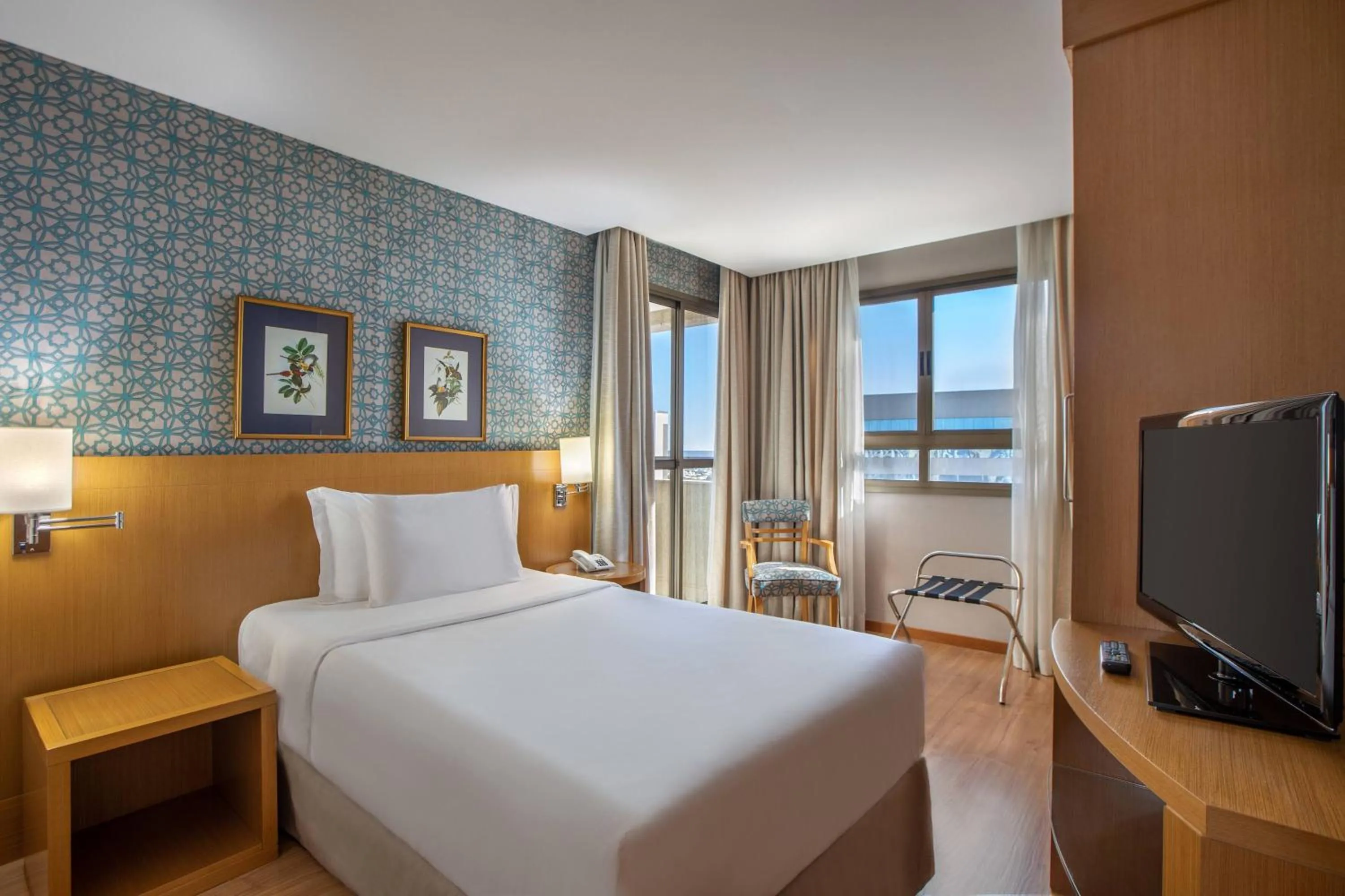 Property building, Bed in Hotel Brasil 21 Suites Affiliated by Meliá