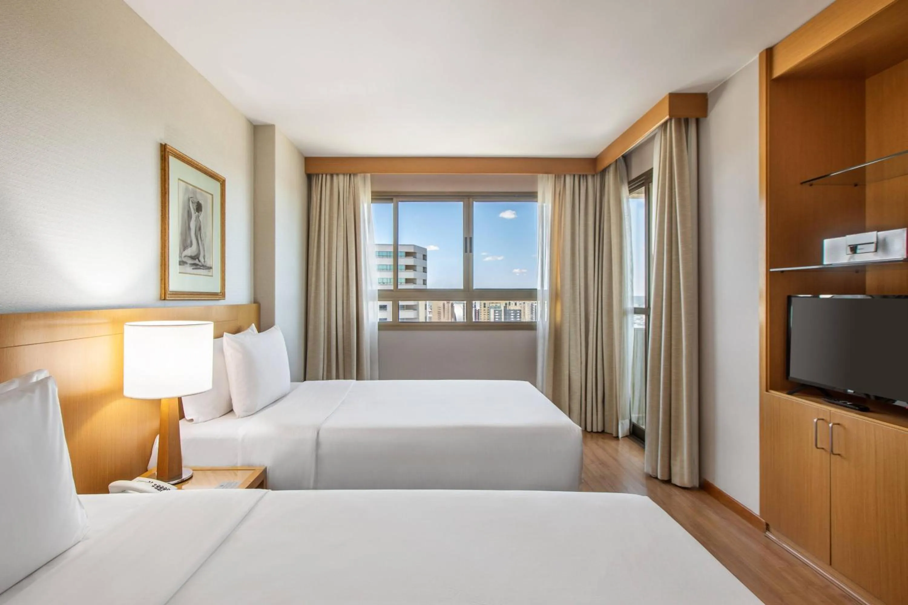 Property building, Bed in Hotel Brasil 21 Suites Affiliated by Meliá