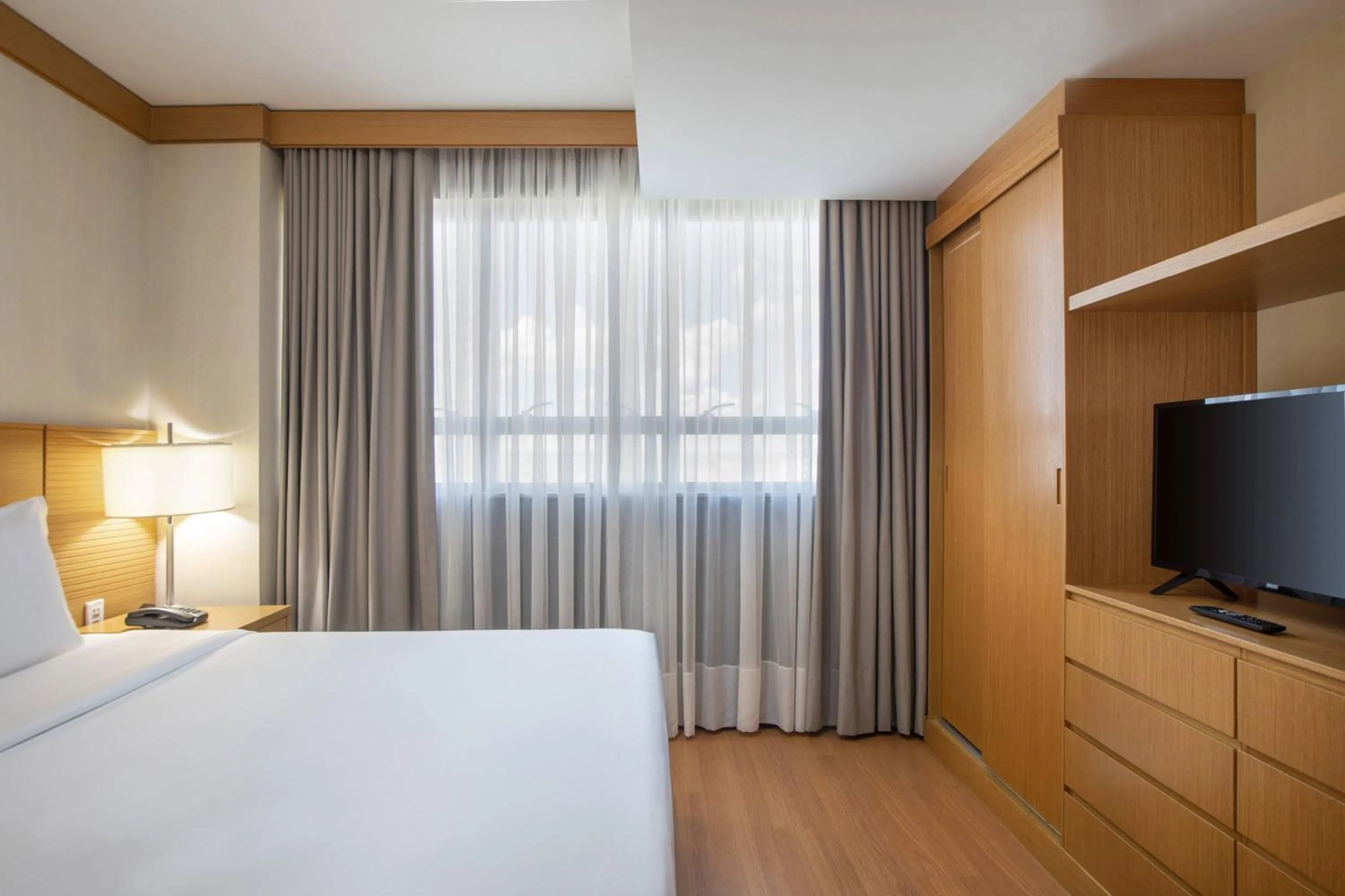 Property building, Bed in Hotel Brasil 21 Convention Affiliated by Meliá