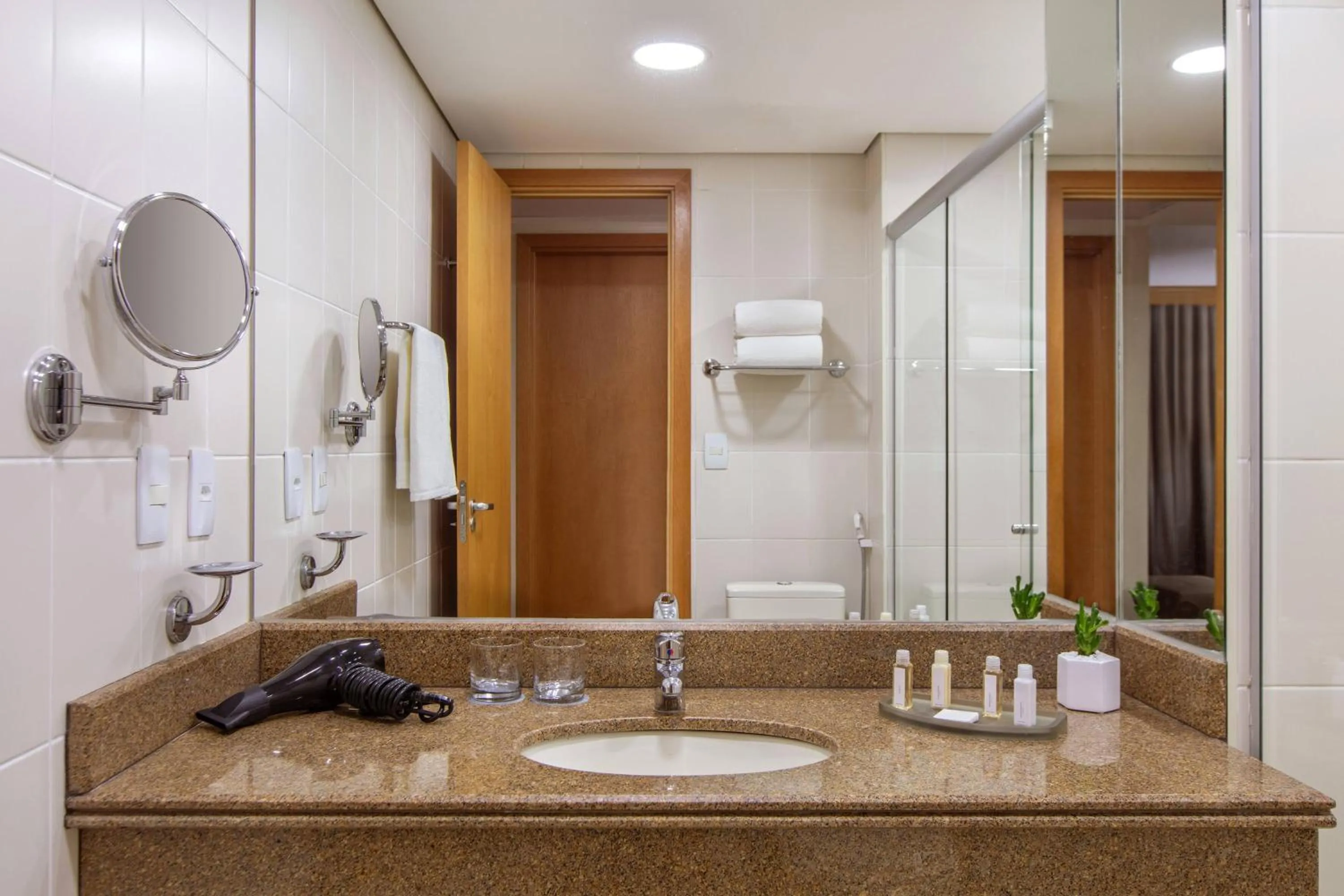 Bathroom in Hotel Brasil 21 Convention Affiliated by Meliá