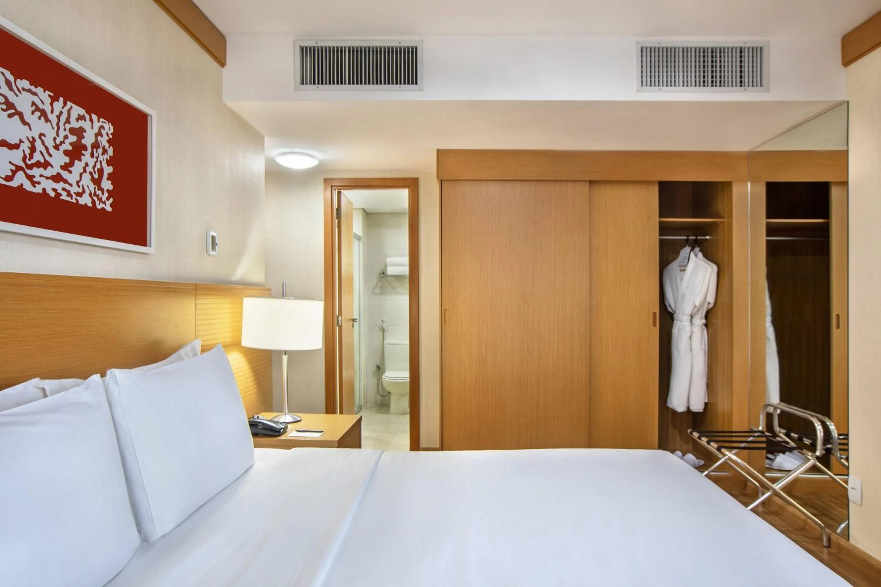 Bed in Hotel Brasil 21 Convention Affiliated by Meliá