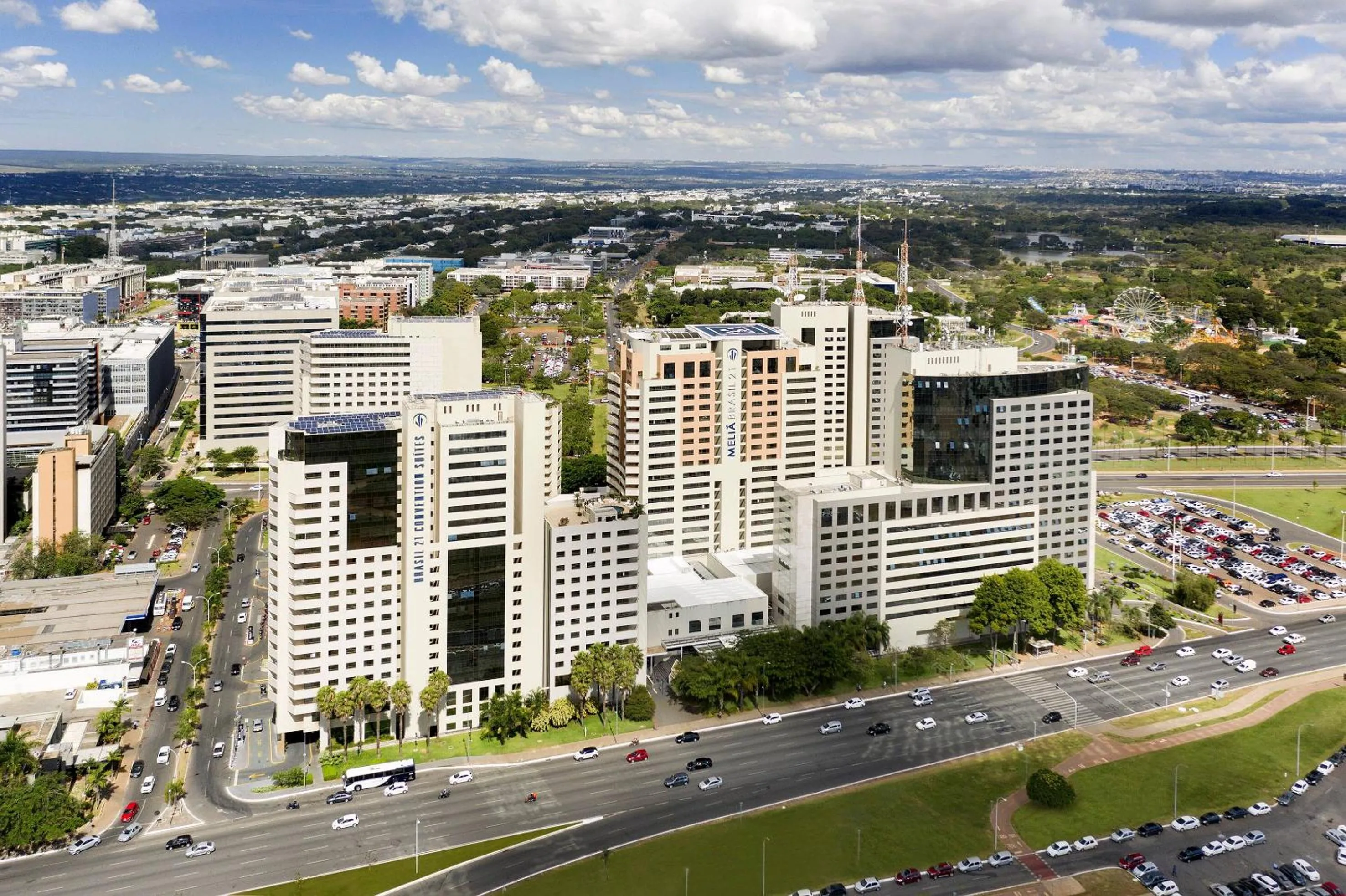 Property building in Hotel Brasil 21 Convention Affiliated by Meliá
