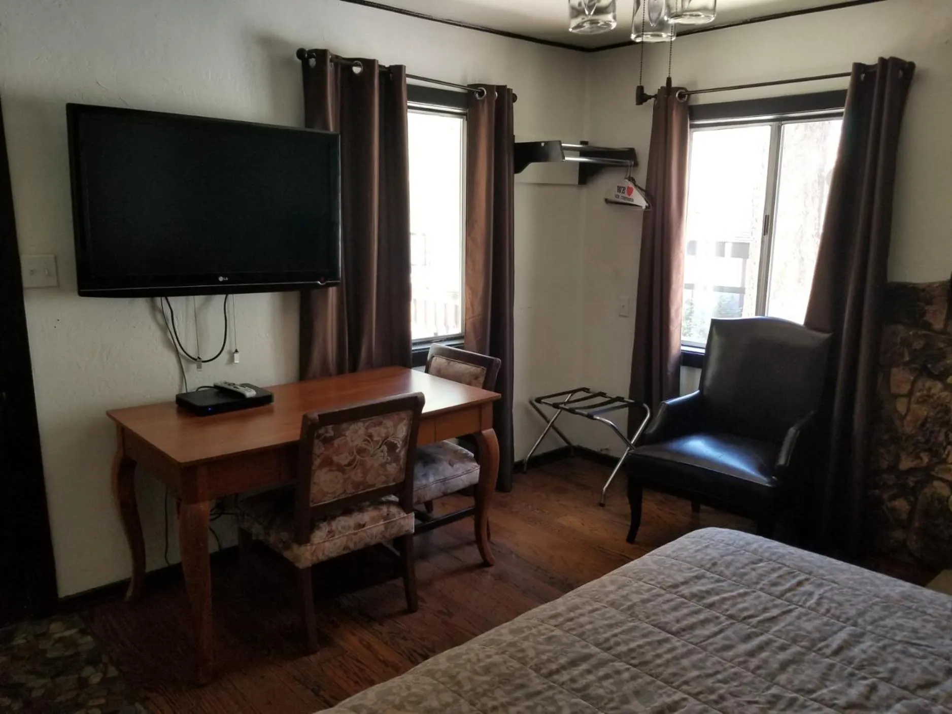 TV and multimedia in Timberline Lodge