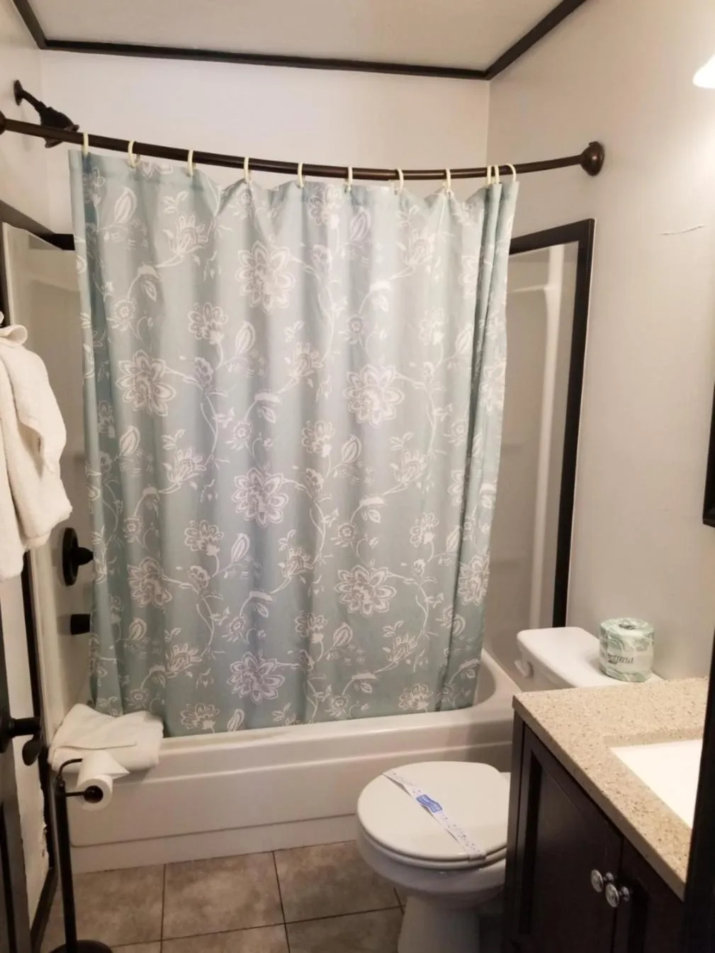 Shower in Timberline Lodge