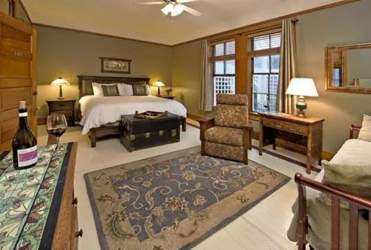 Bed in McCloud Hotel