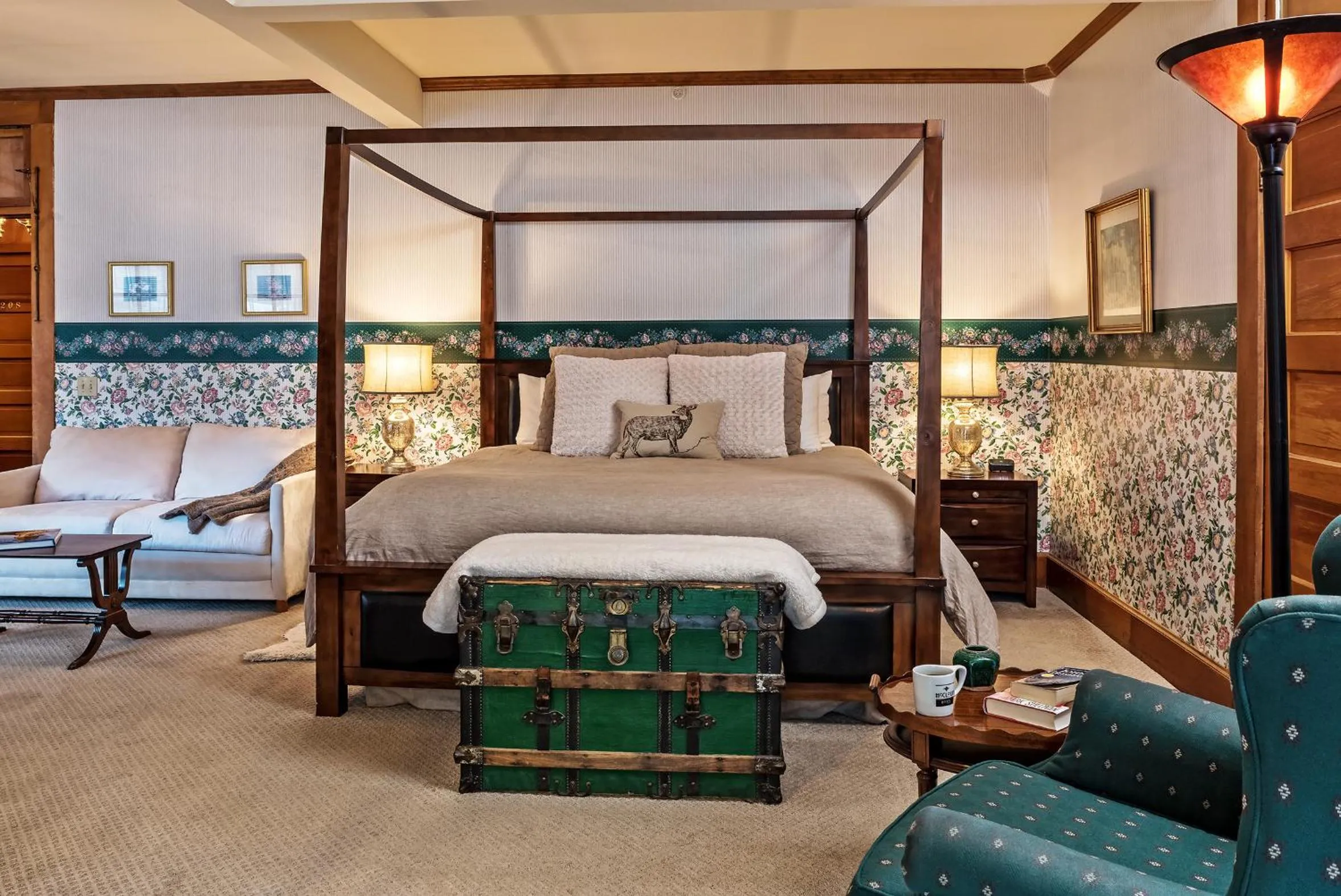 Bed in McCloud Hotel