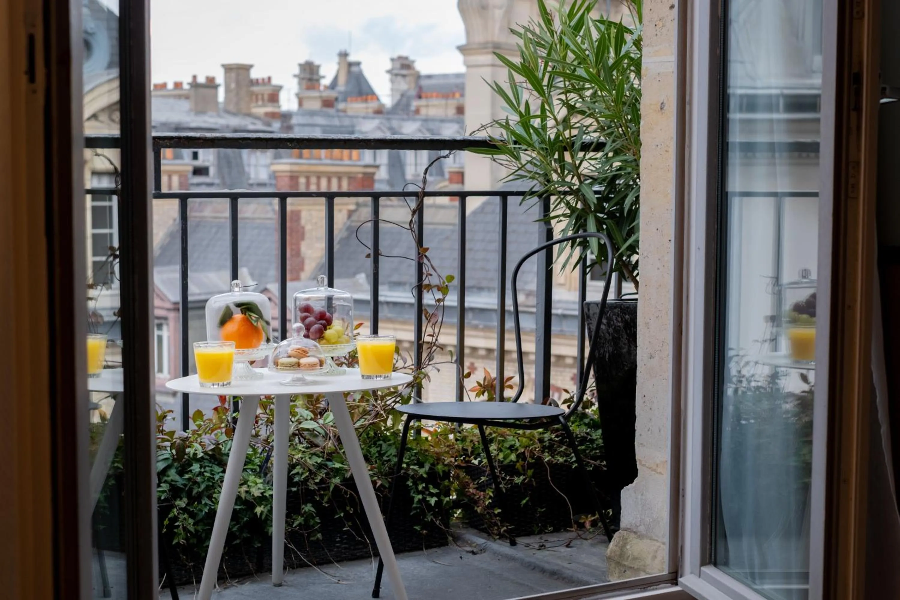 Balcony/Terrace in Grand Hotel Saint Michel