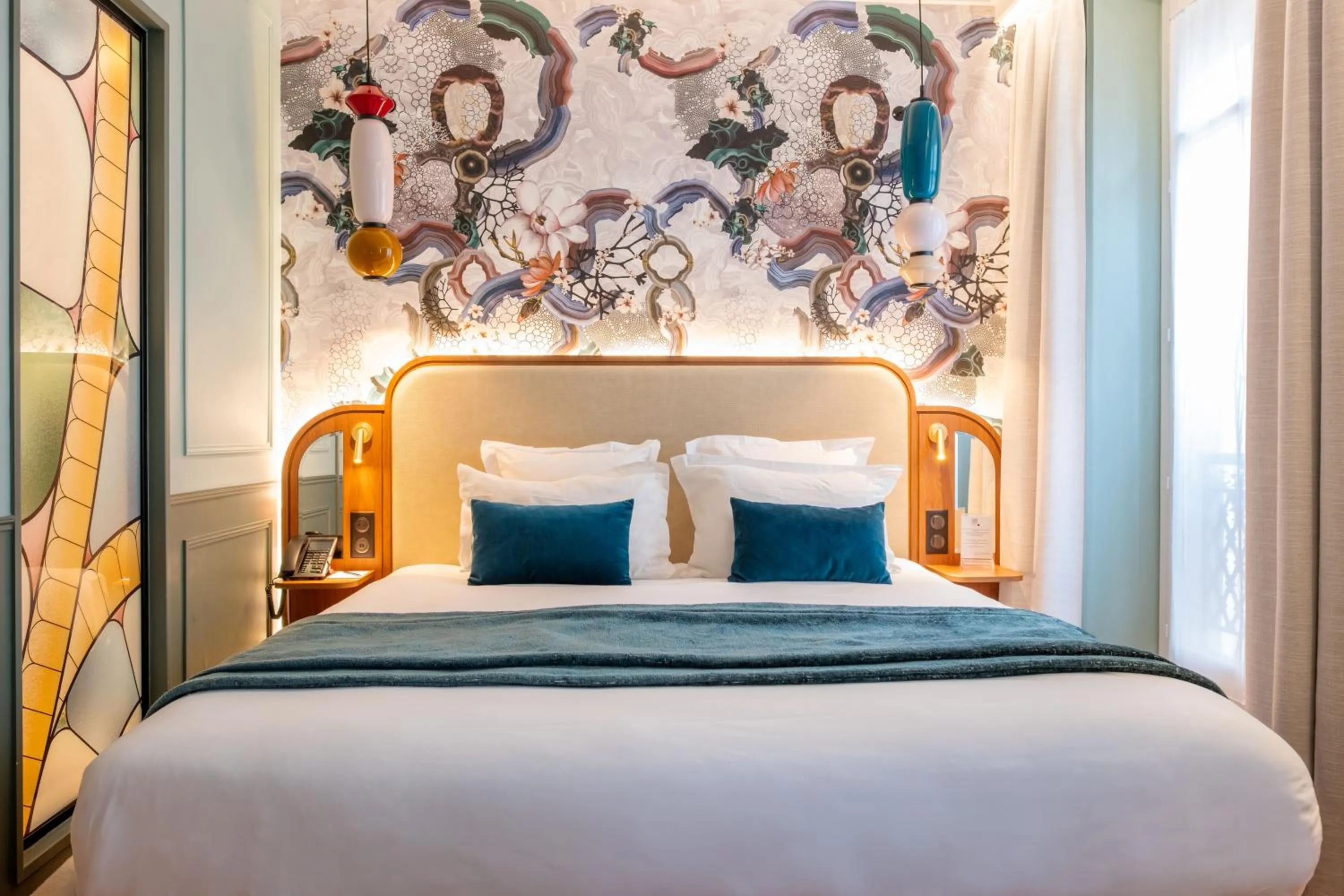 Bedroom, Bed in Grand Hotel Saint Michel