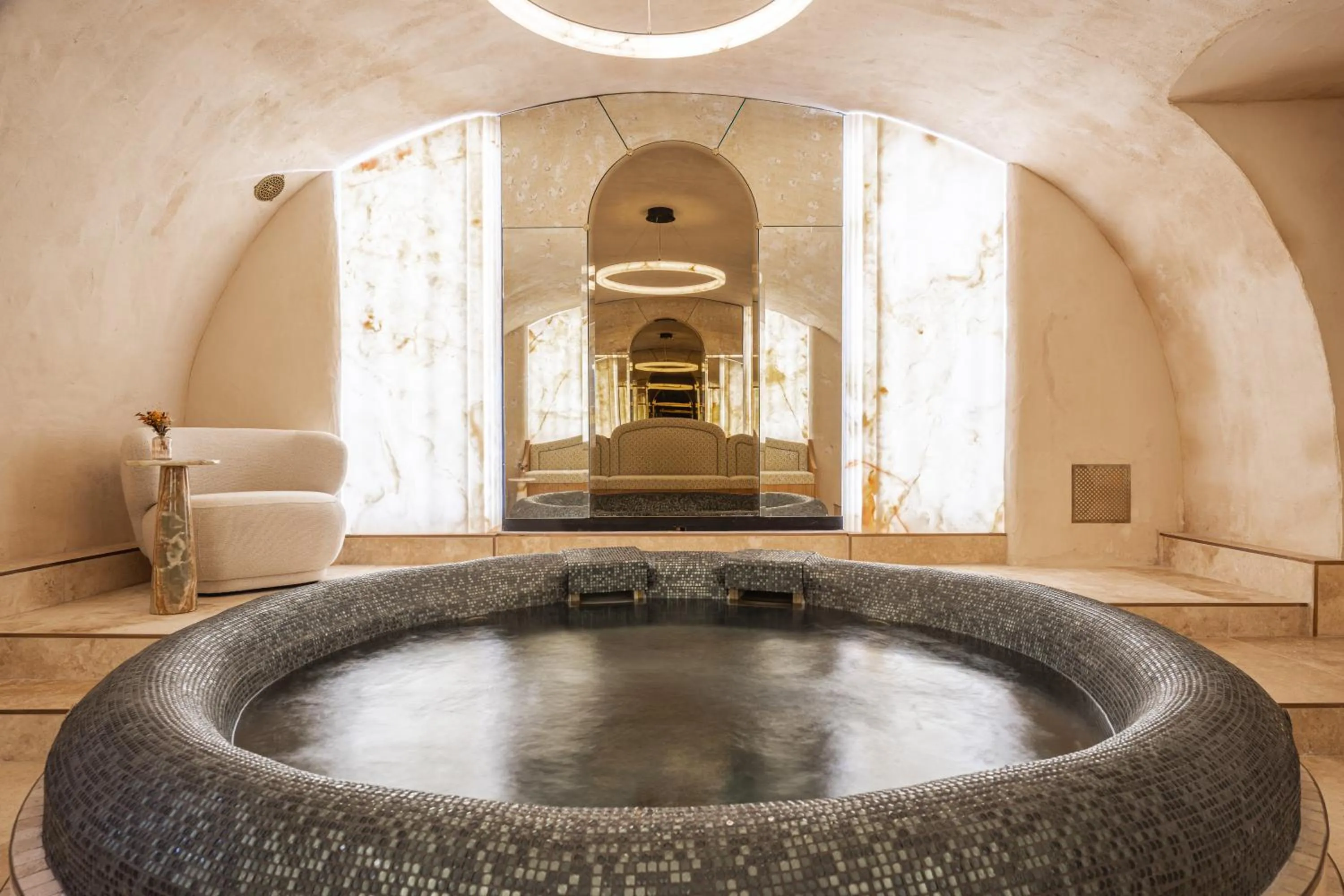 Spa and wellness centre/facilities in Hôtel Singulier Bordeaux - Boutique Hôtel & Spa Anne Semonin