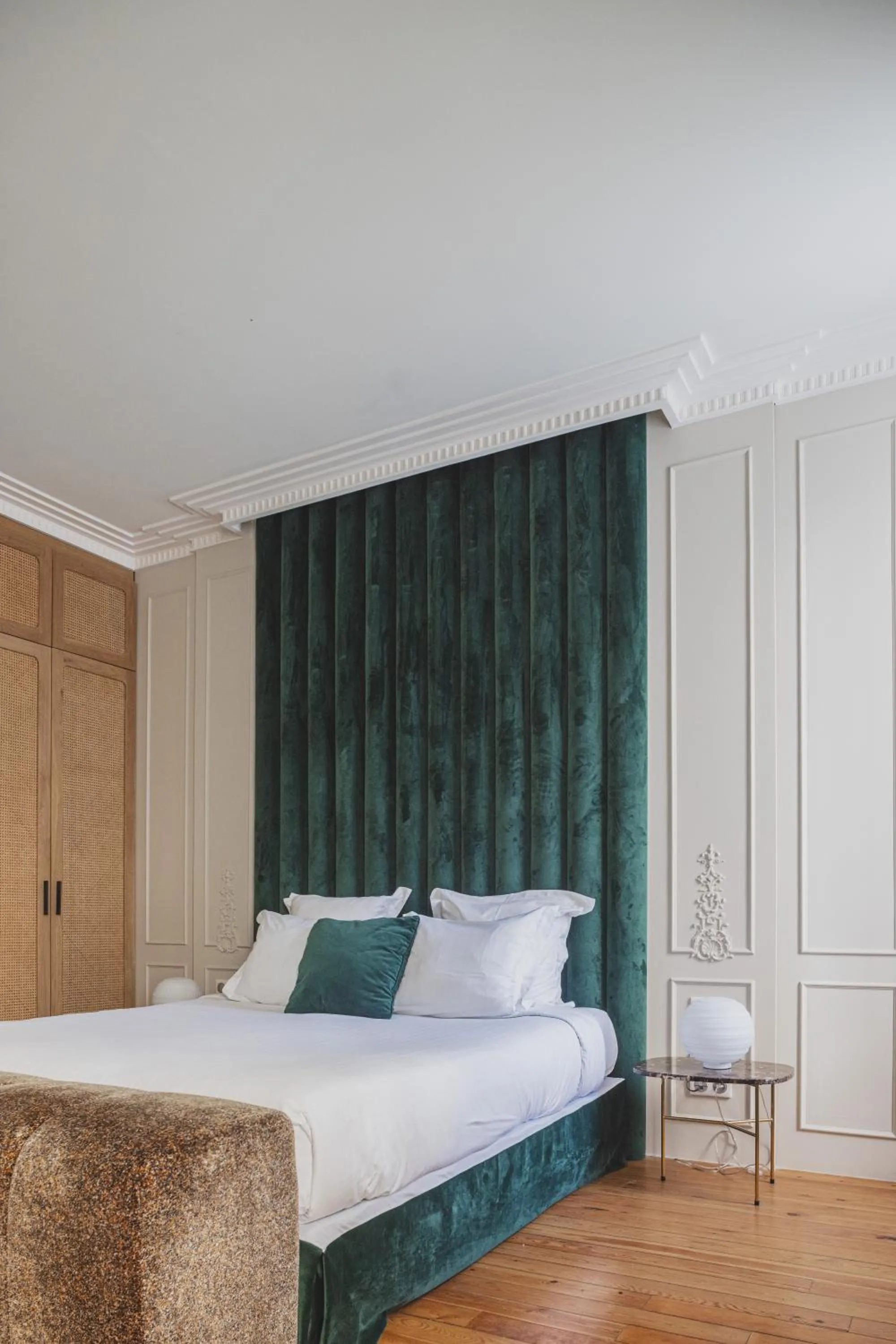 Bedroom, Bed in Hôtel Singulier Bordeaux - Boutique Hôtel & Spa Anne Semonin