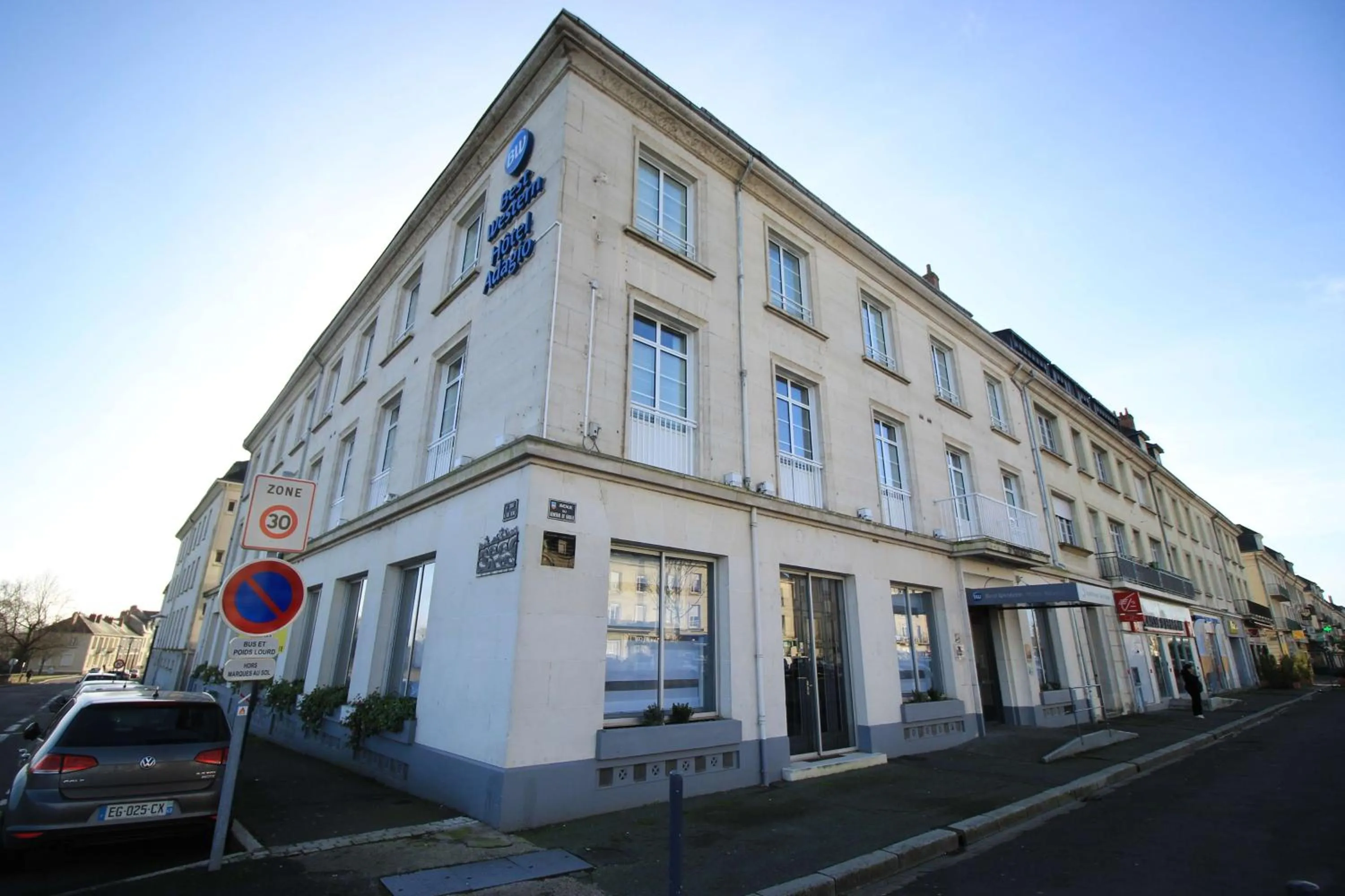 Property building in Best Western Adagio Saumur
