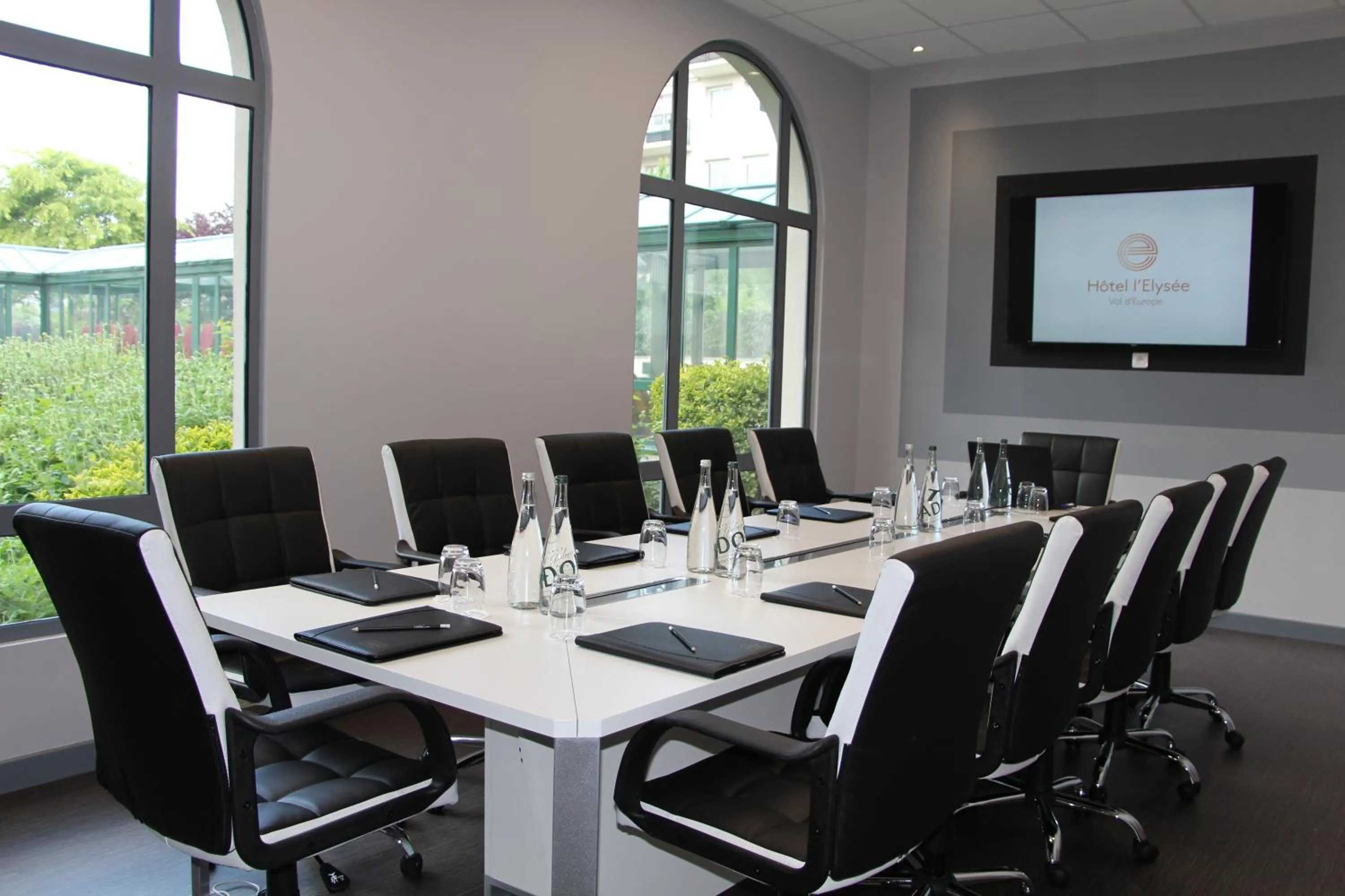 Other in L'Elysée Val d'Europe