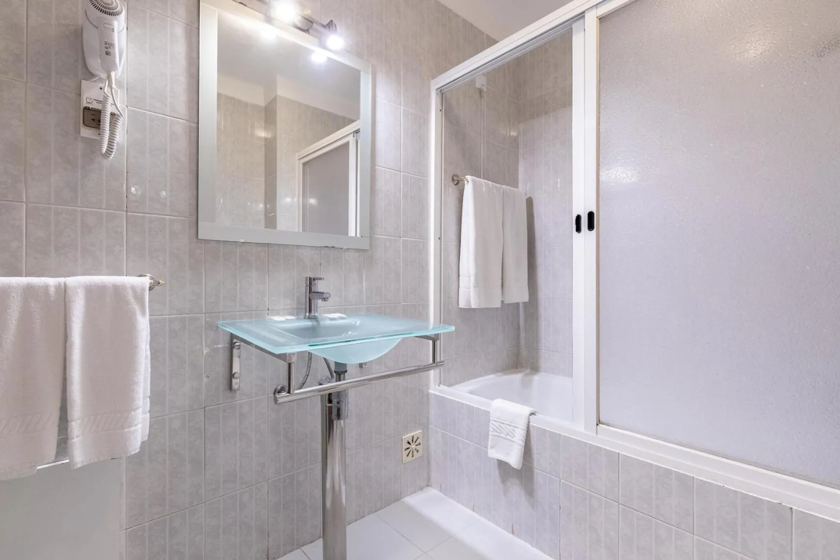 Bathroom in Hotel Azul Praia
